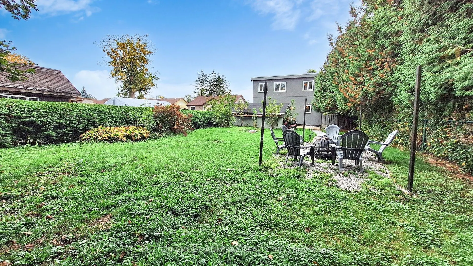 1372 Maple Road