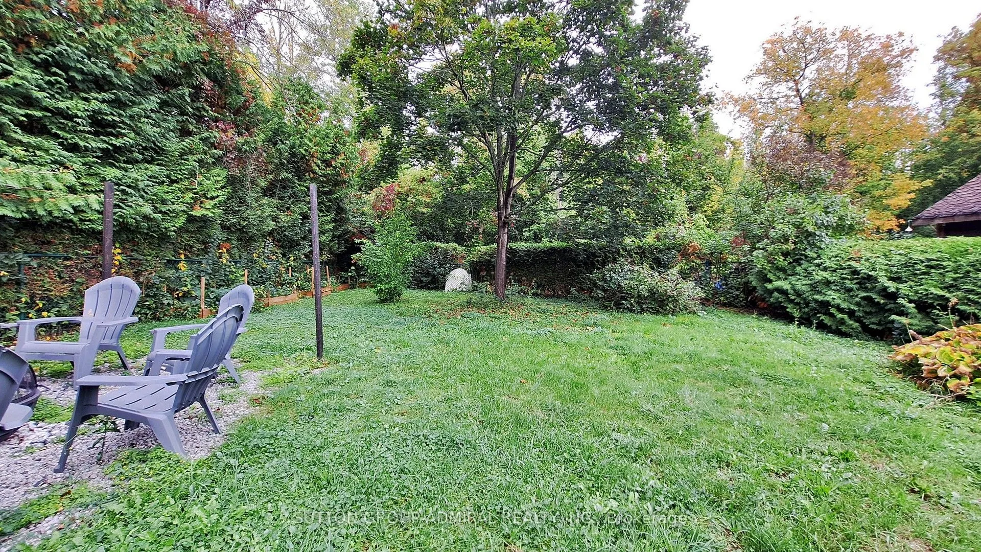 1372 Maple Road