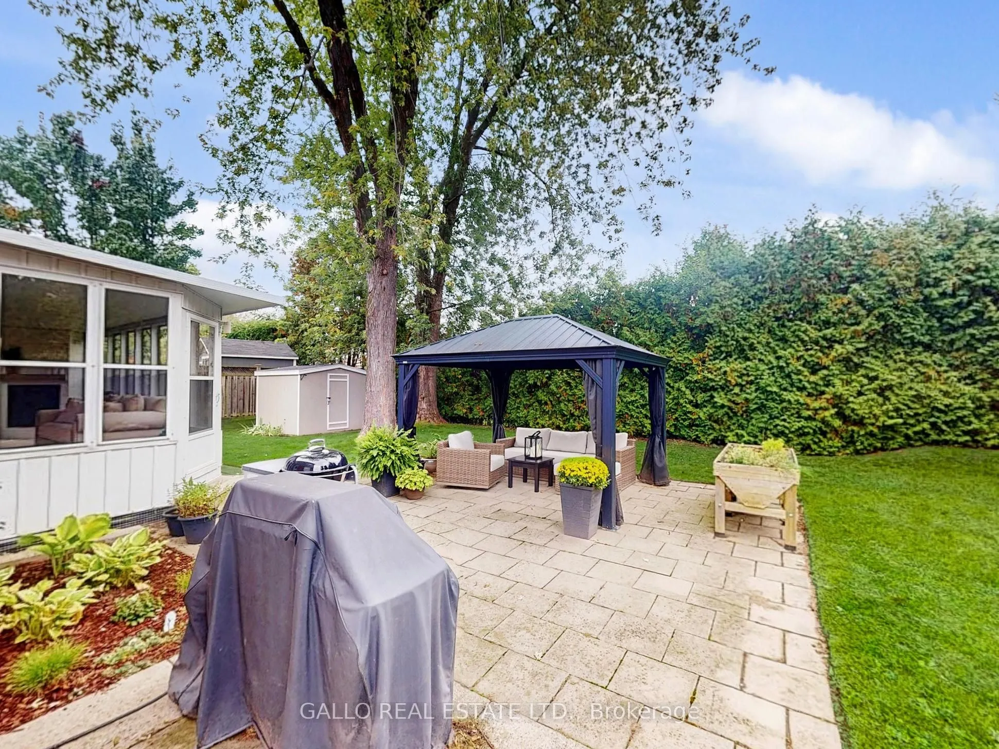 17 Sir Caradoc Place
