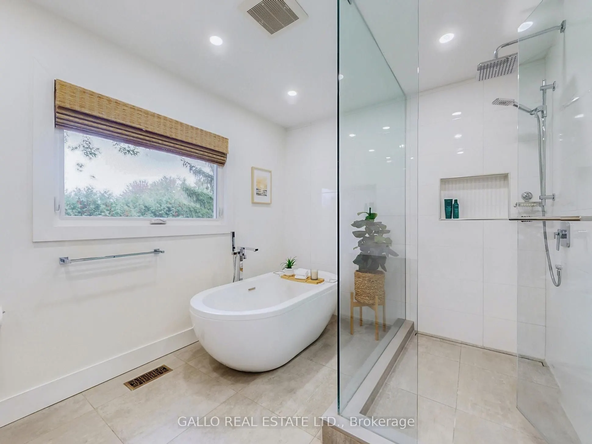 17 Sir Caradoc Place