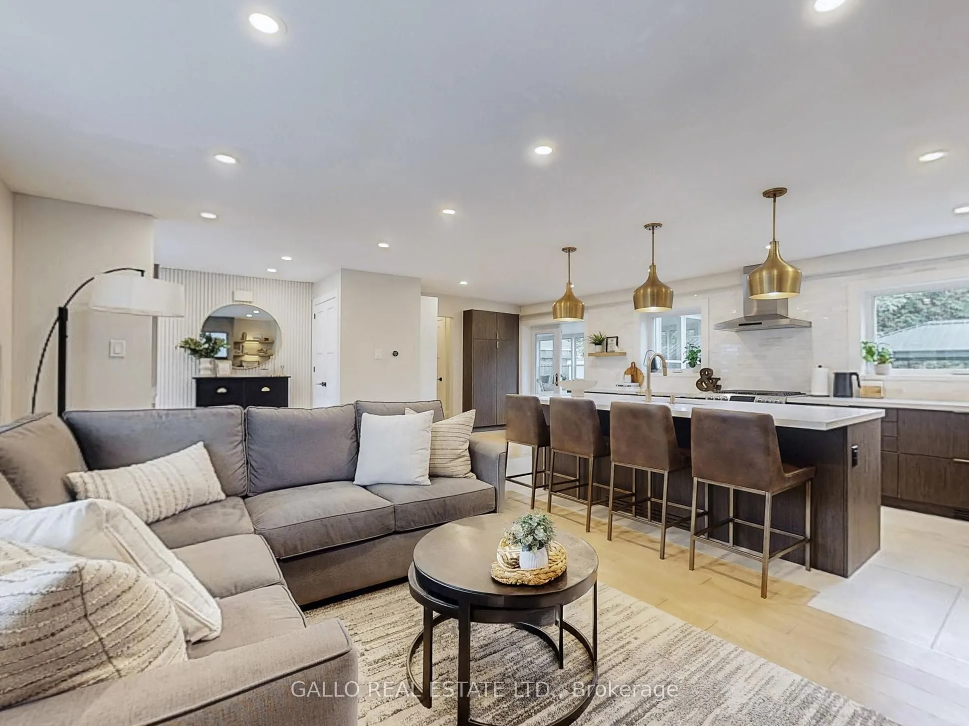 17 Sir Caradoc Place