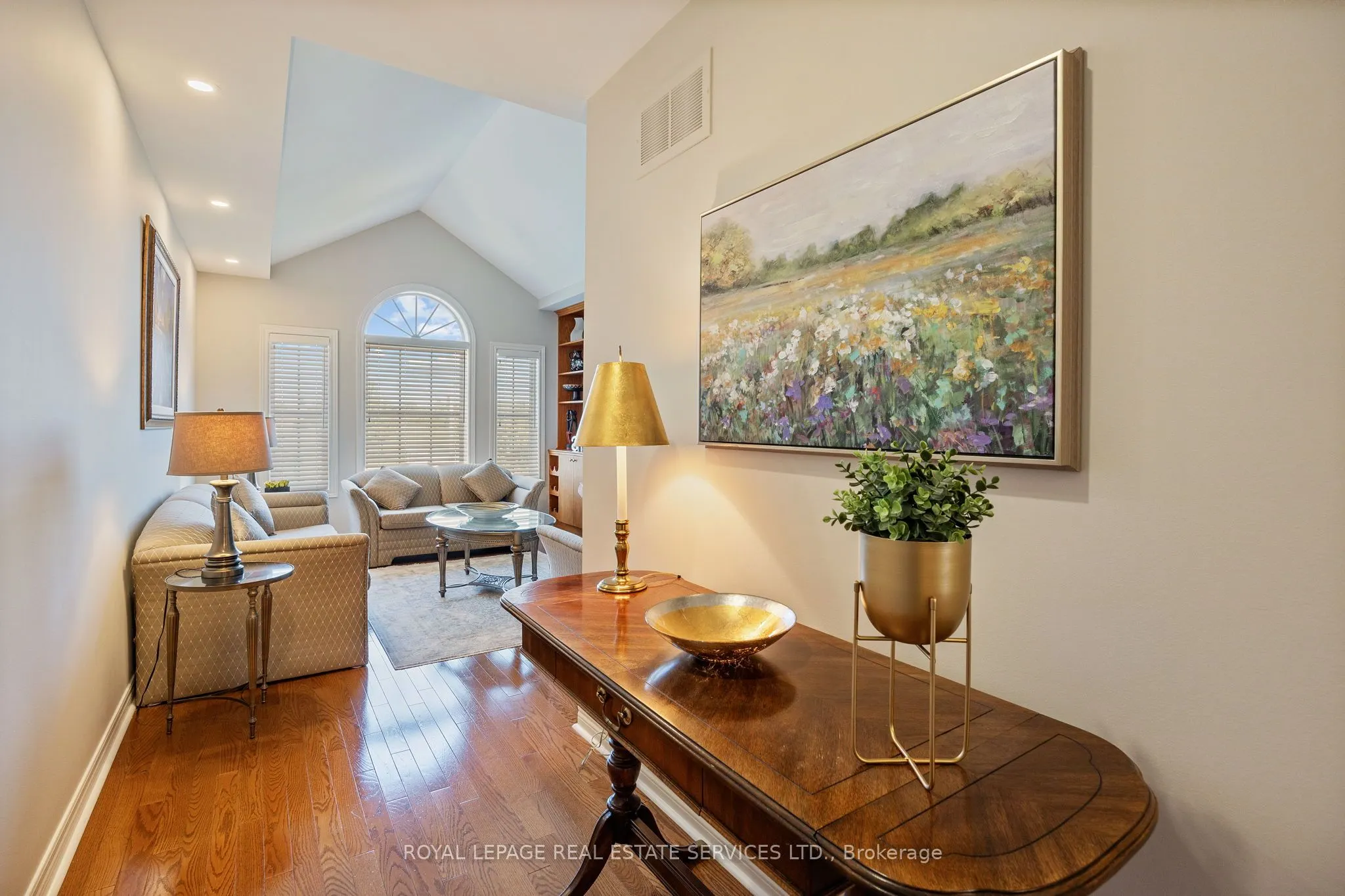 140 Kingsbridge Circle