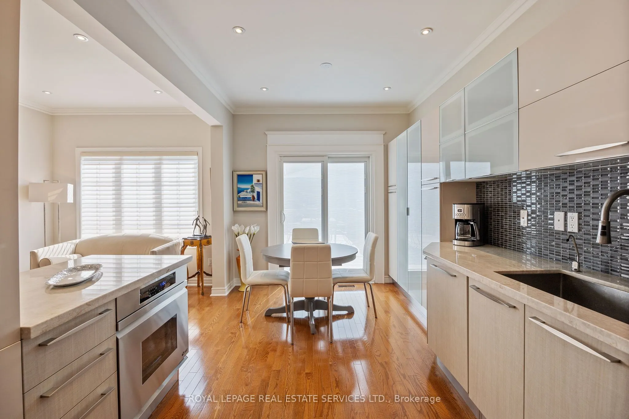 140 Kingsbridge Circle