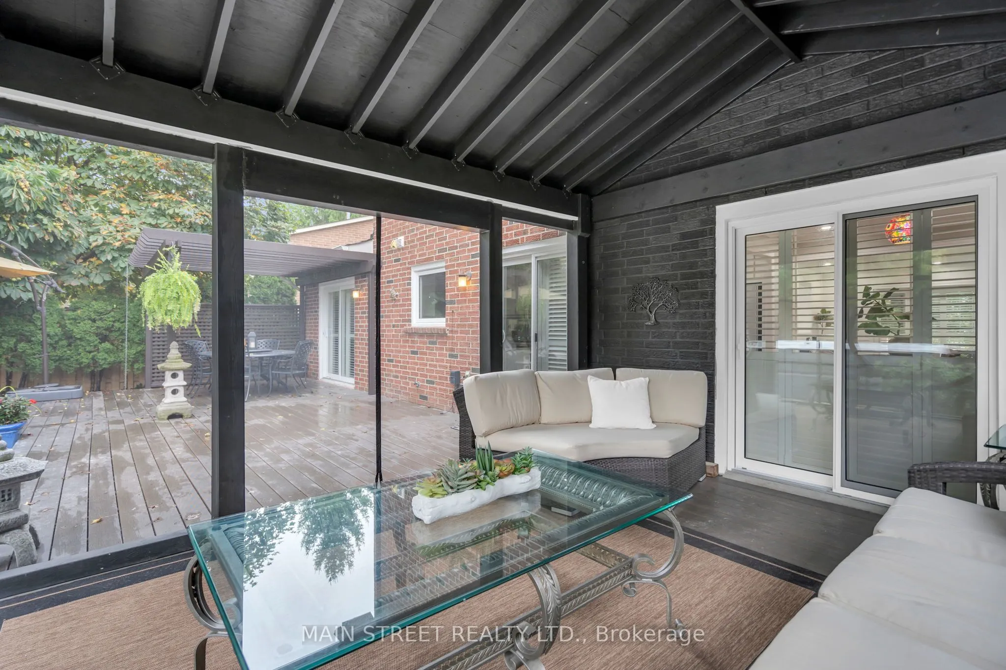 255 Malton Road