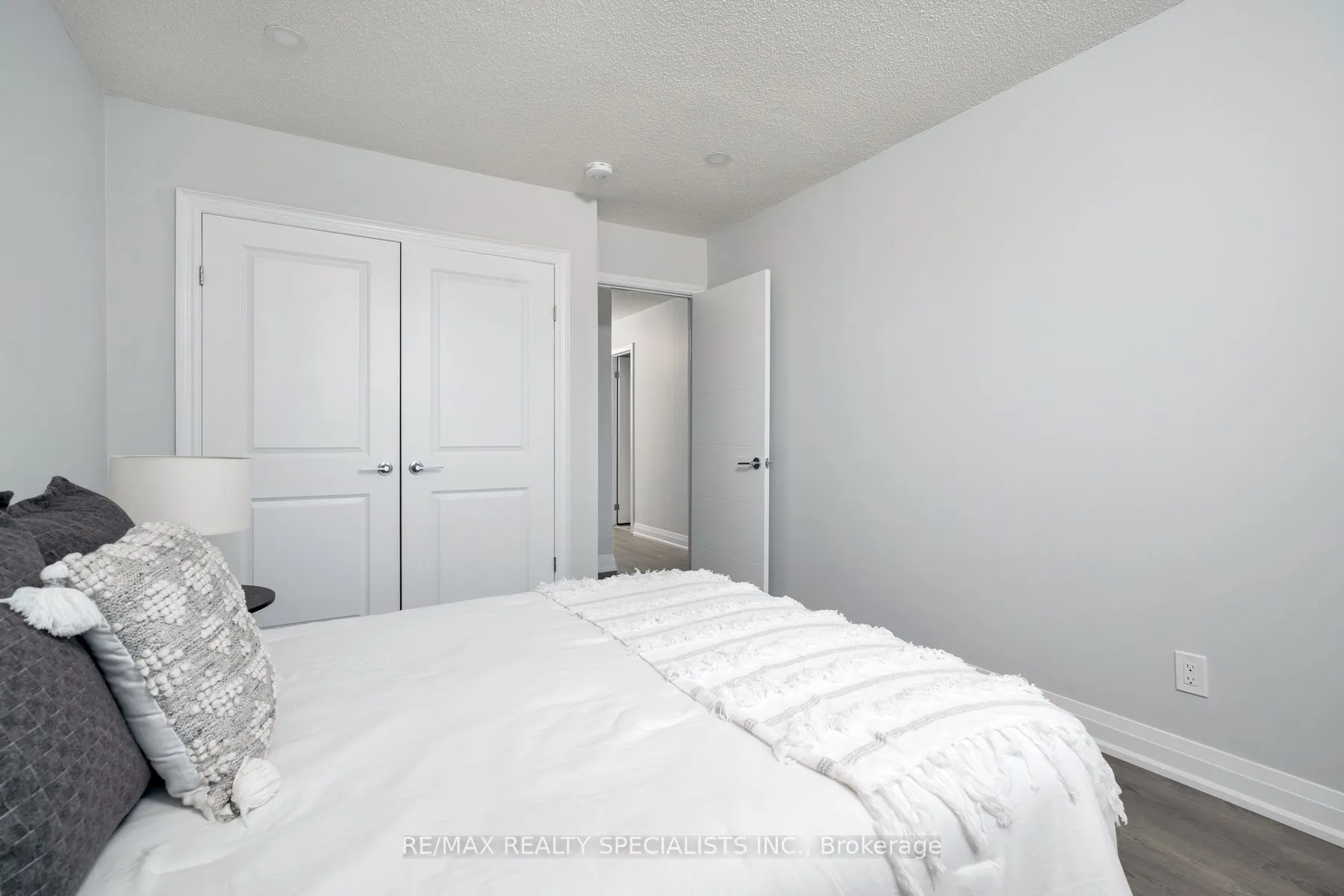 25 Twinberry Crescent, #UPPER