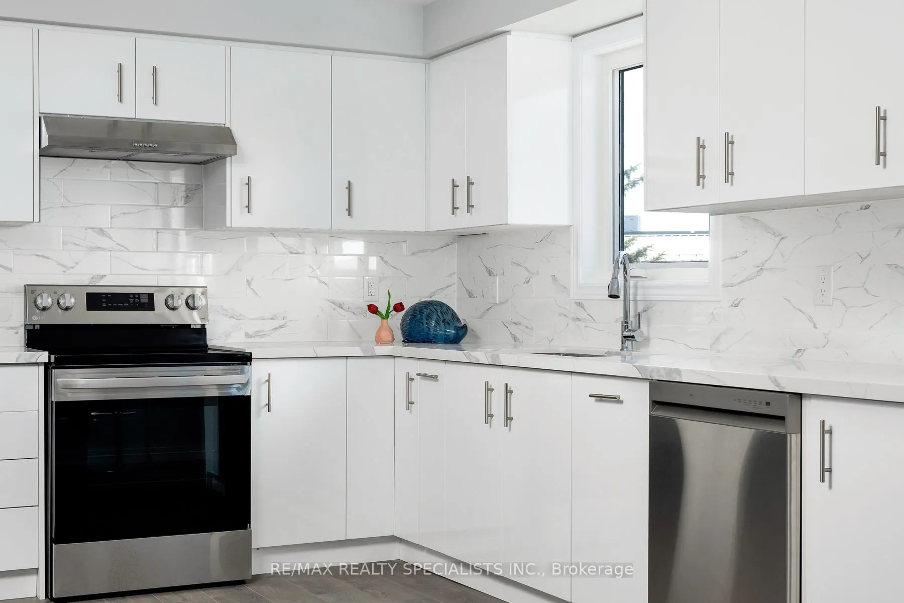 25 Twinberry Crescent, #UPPER