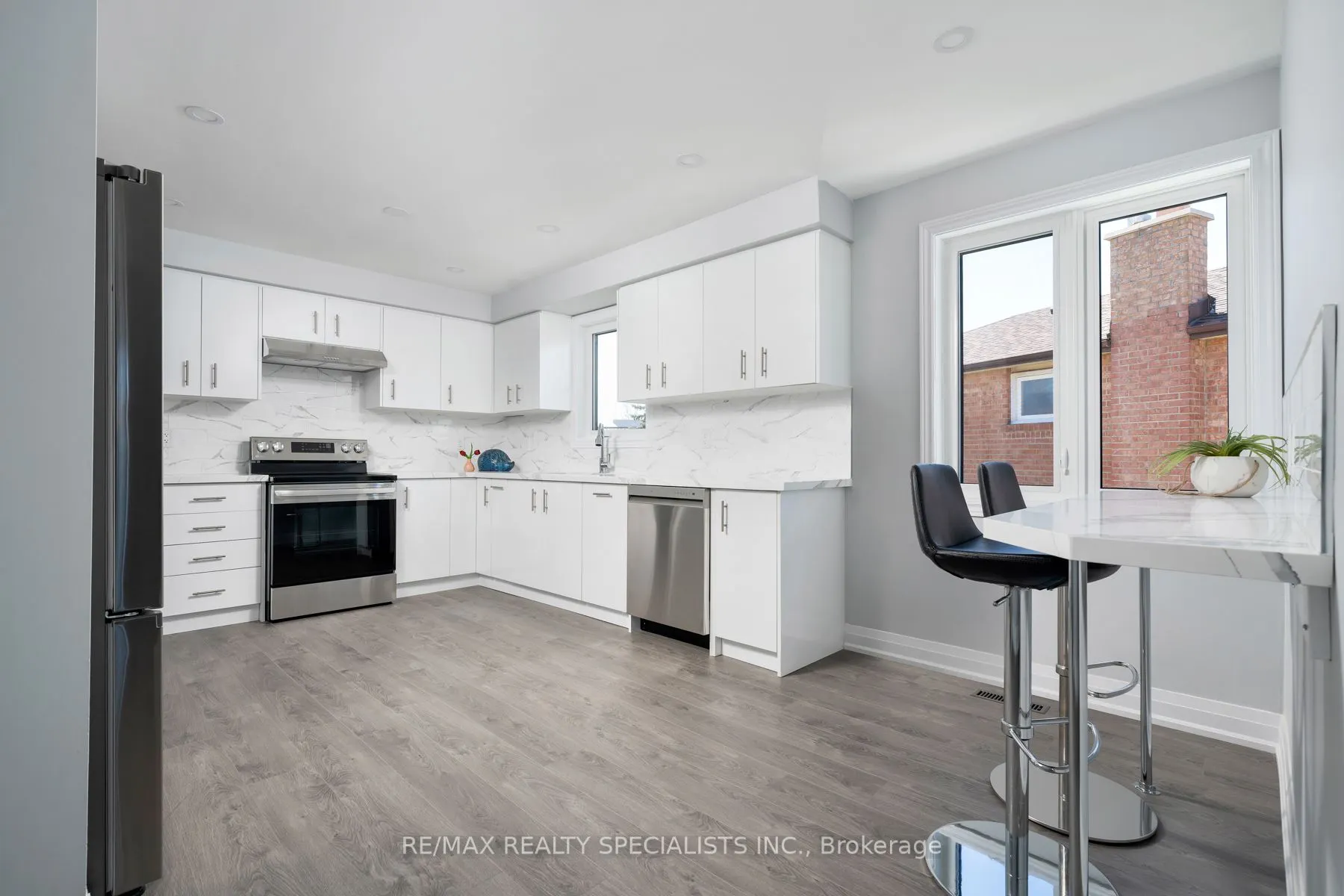 25 Twinberry Crescent, #UPPER