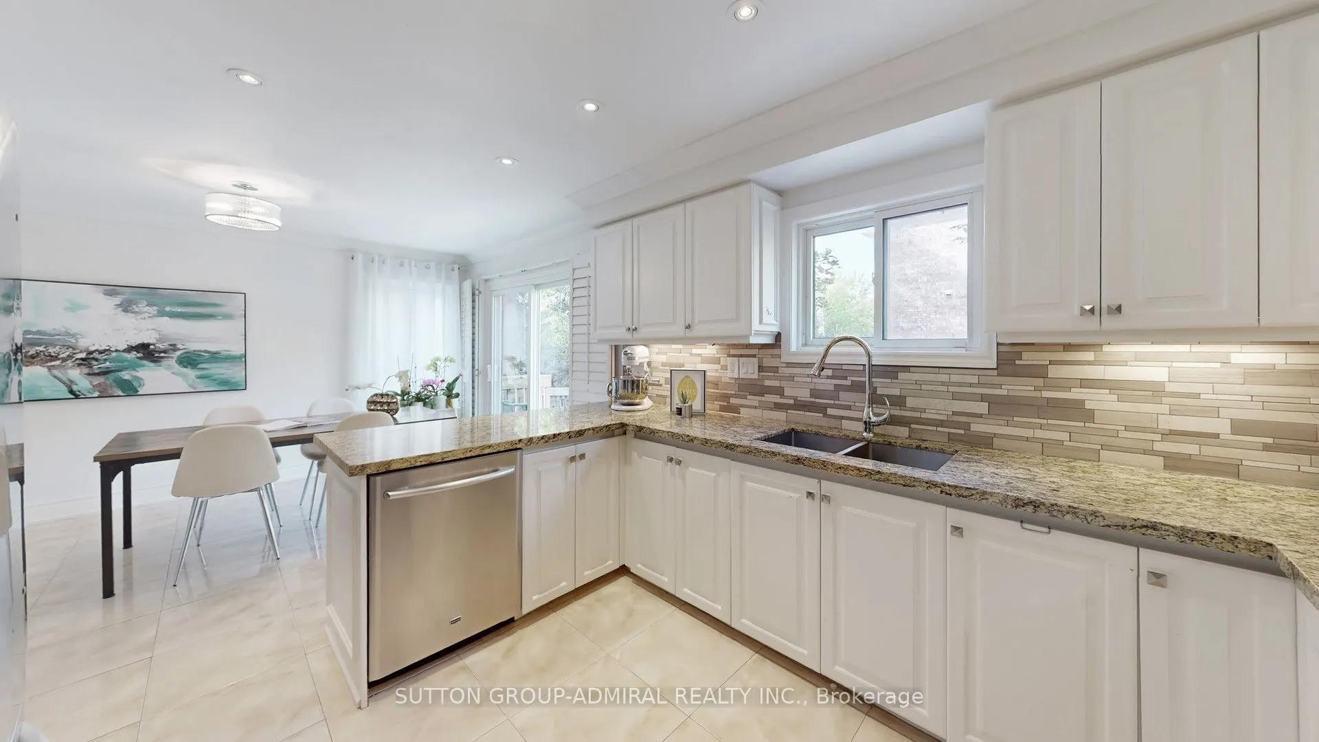 6 Mcdougall Court