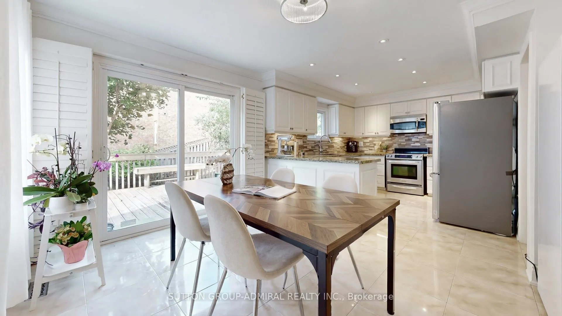 6 Mcdougall Court