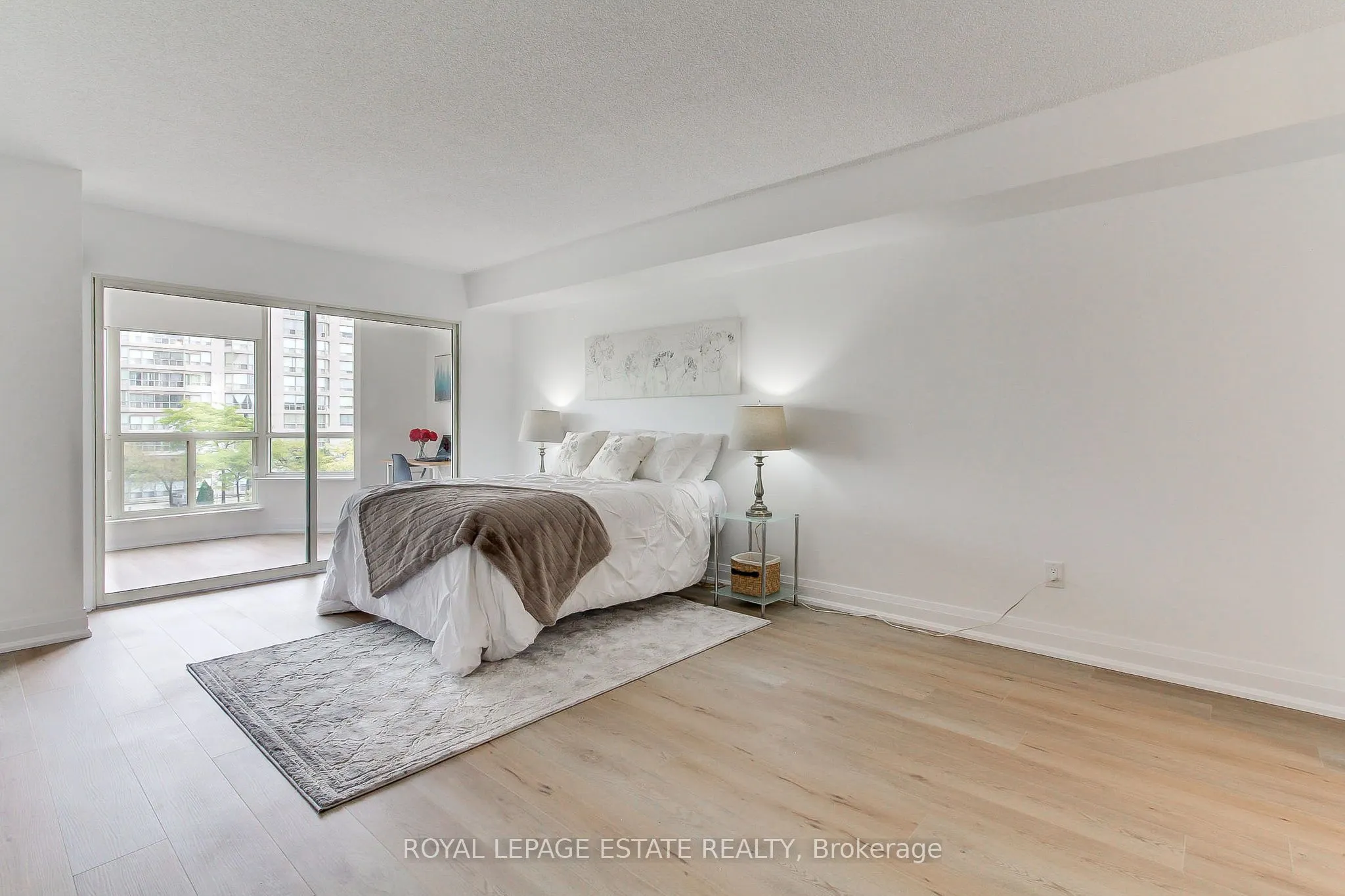 175 Cedar Ave Avenue, #407
