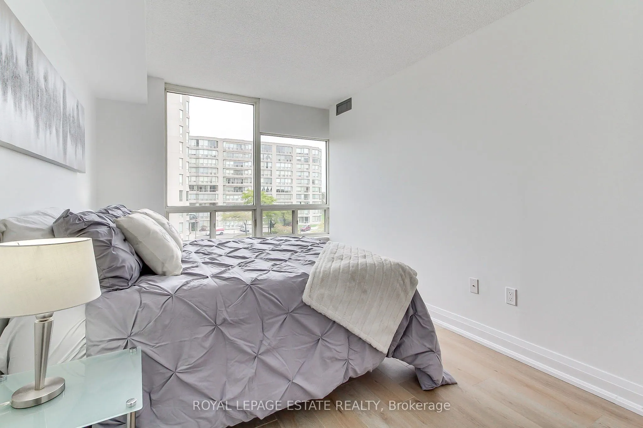 175 Cedar Ave Avenue, #407