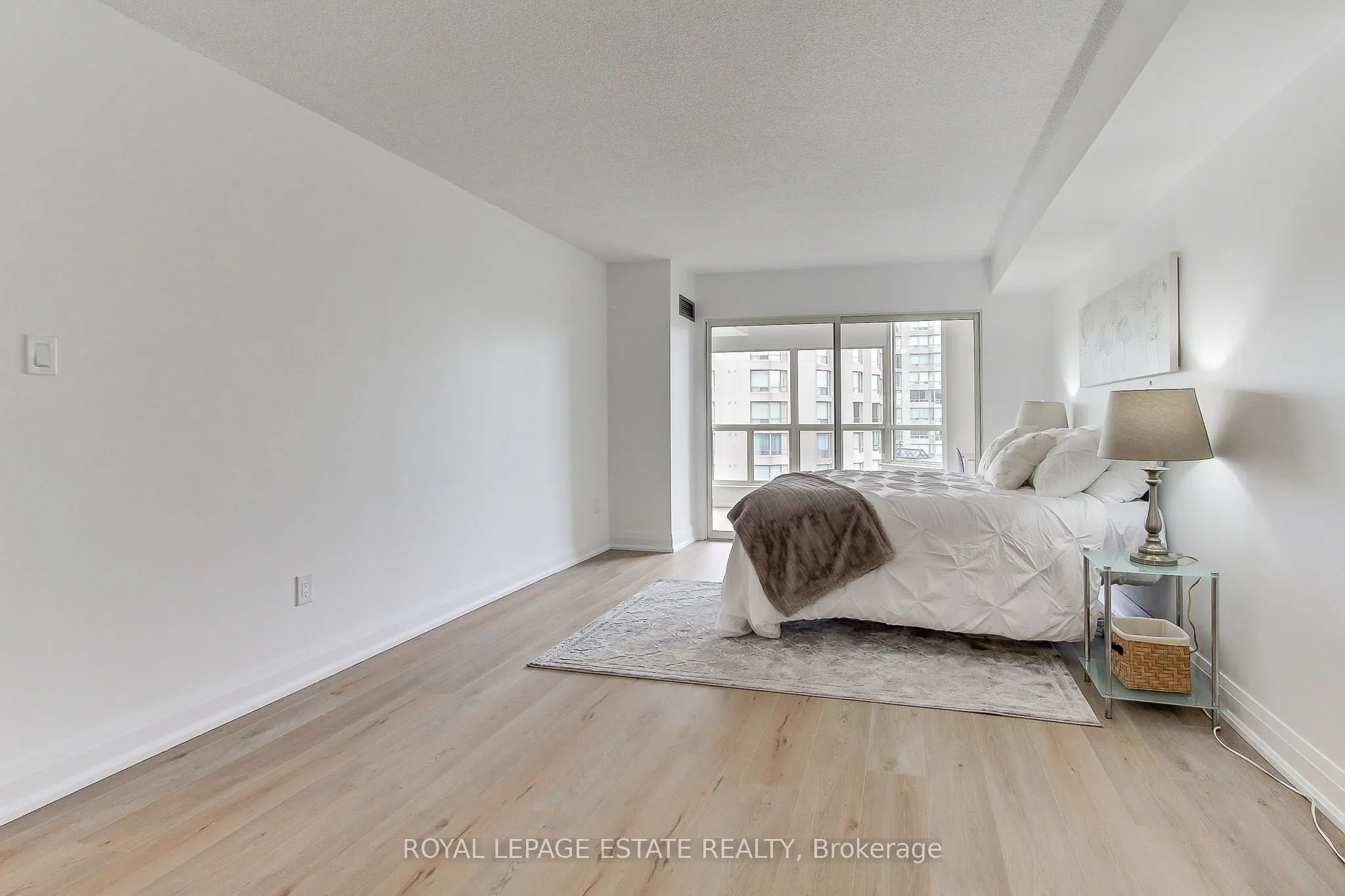 175 Cedar Ave Avenue, #407