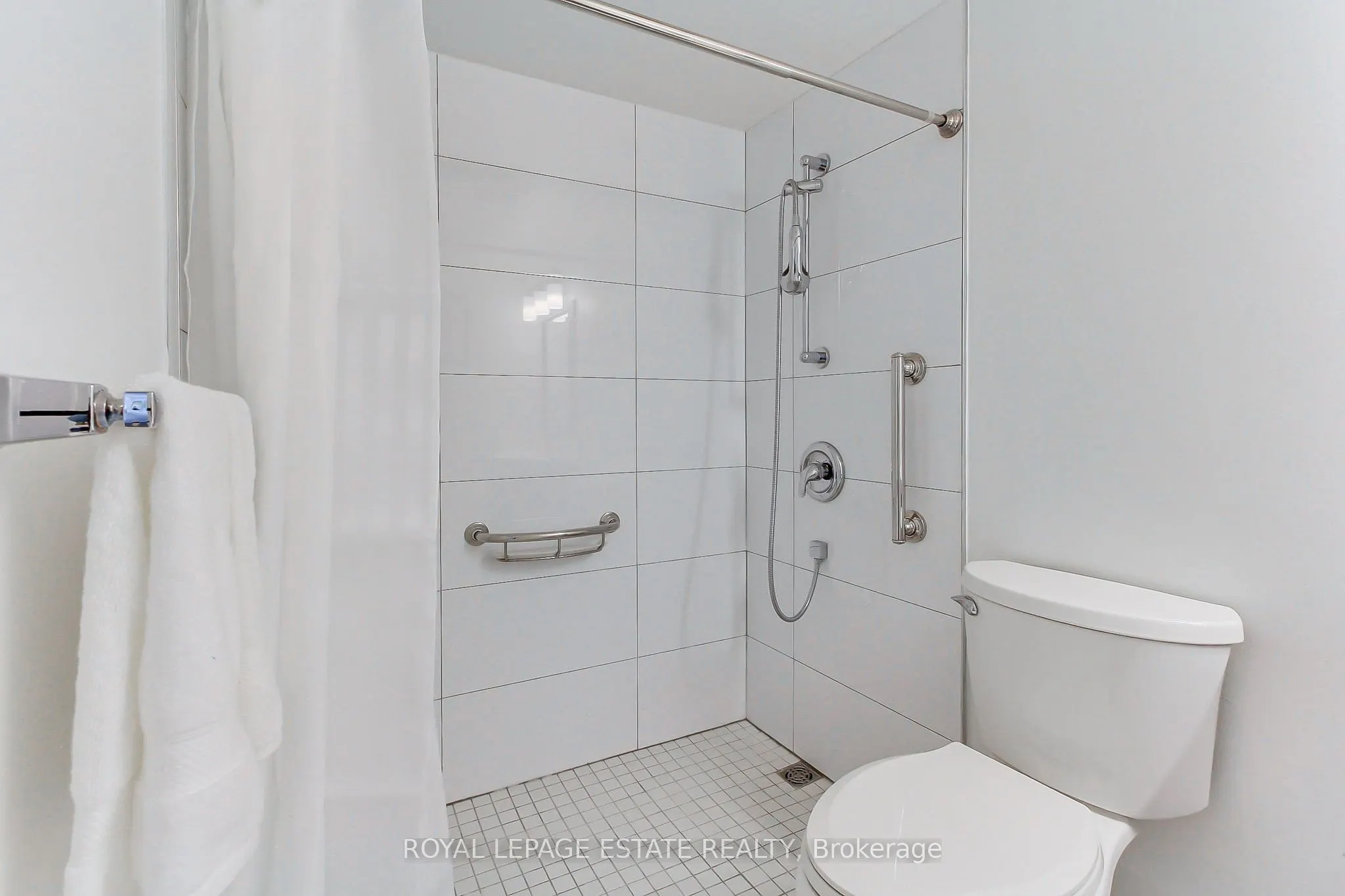 175 Cedar Ave Avenue, #407