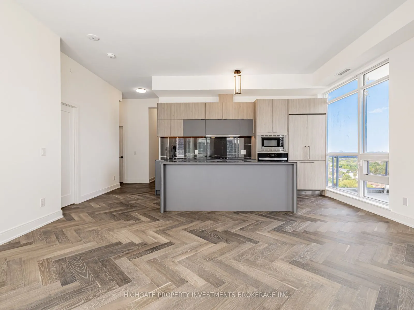 8888 Yonge Street, #1403