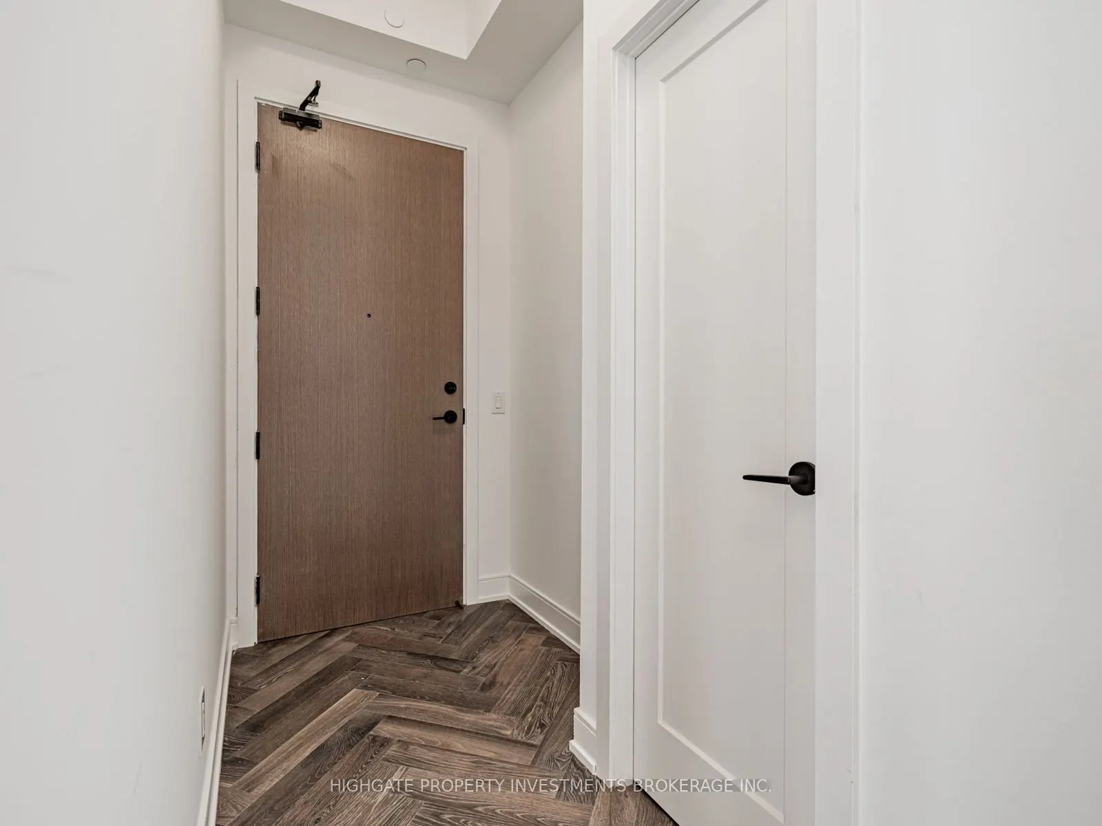 8888 Yonge Street, #1403