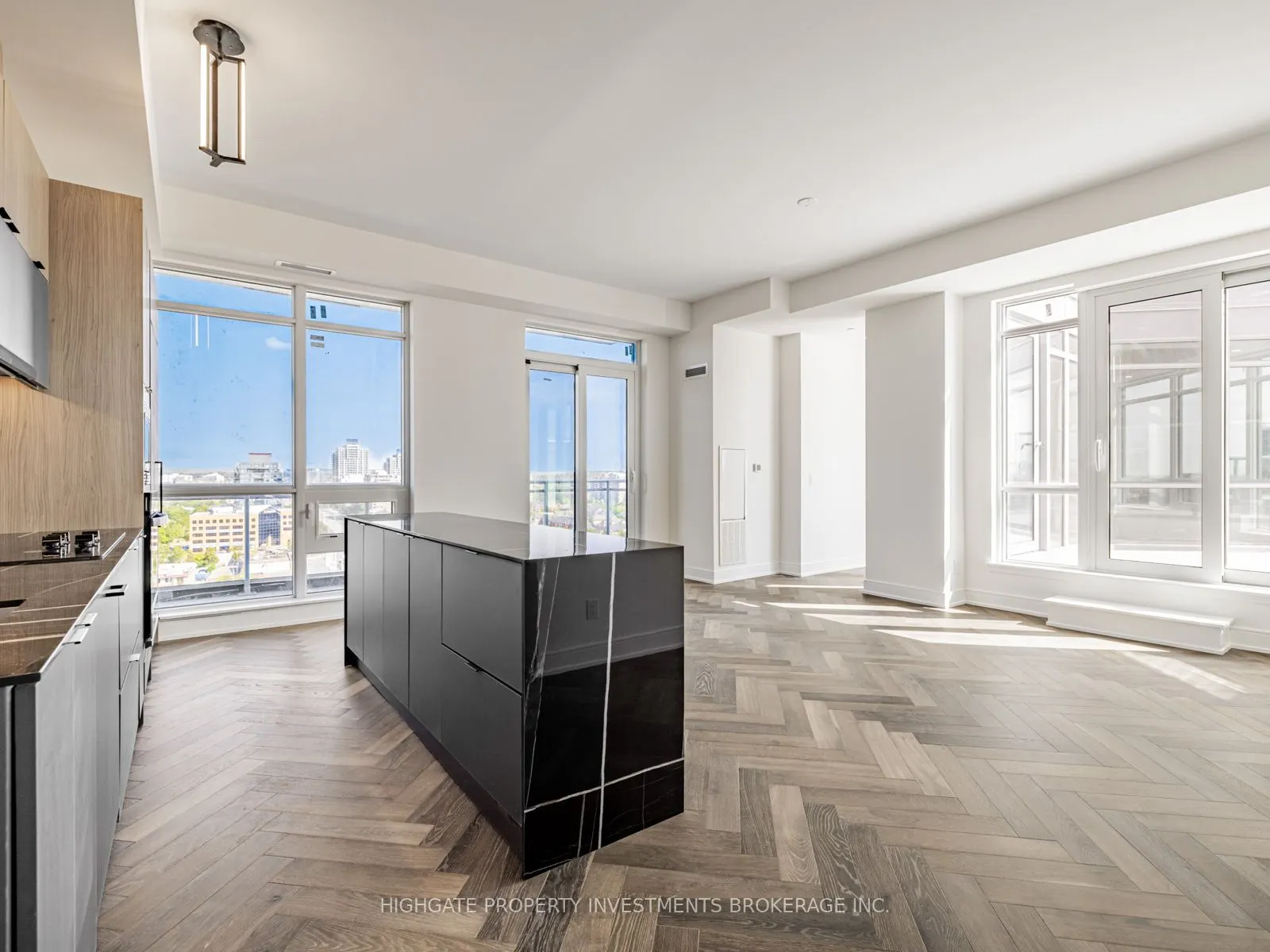 8888 Yonge Street, #1403