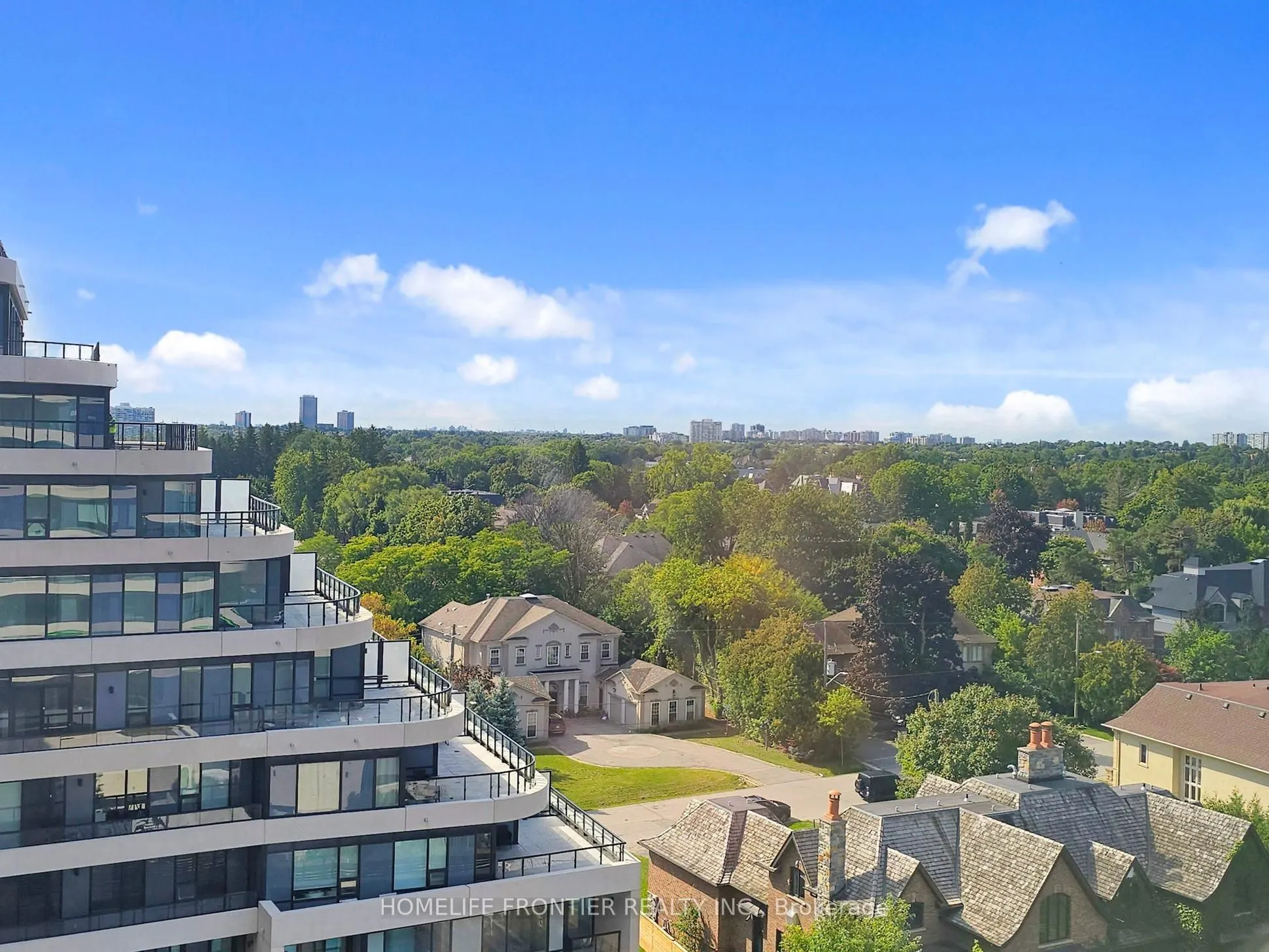 8188 Yonge Street, #802