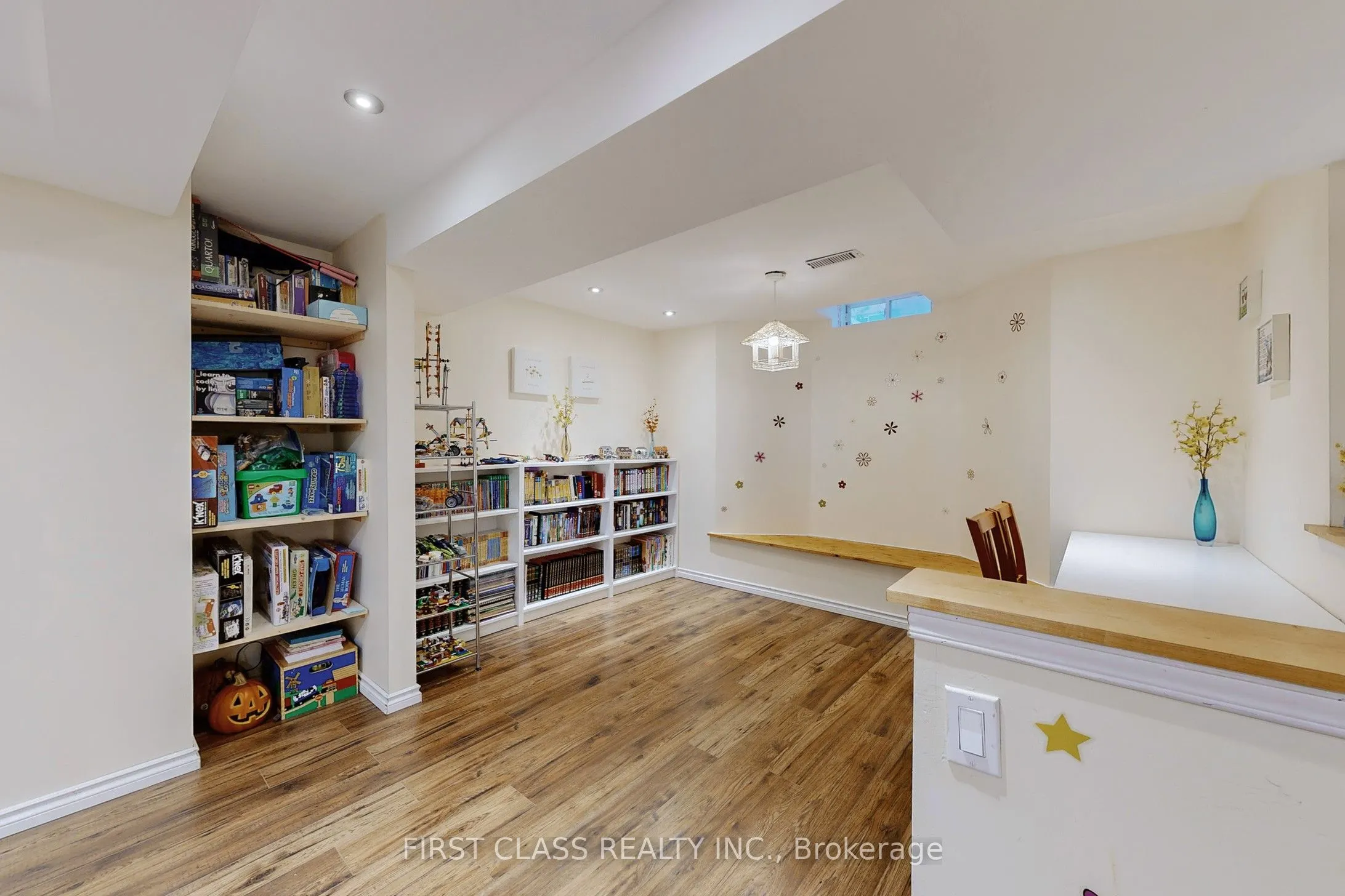 79 Carnoustie Crescent