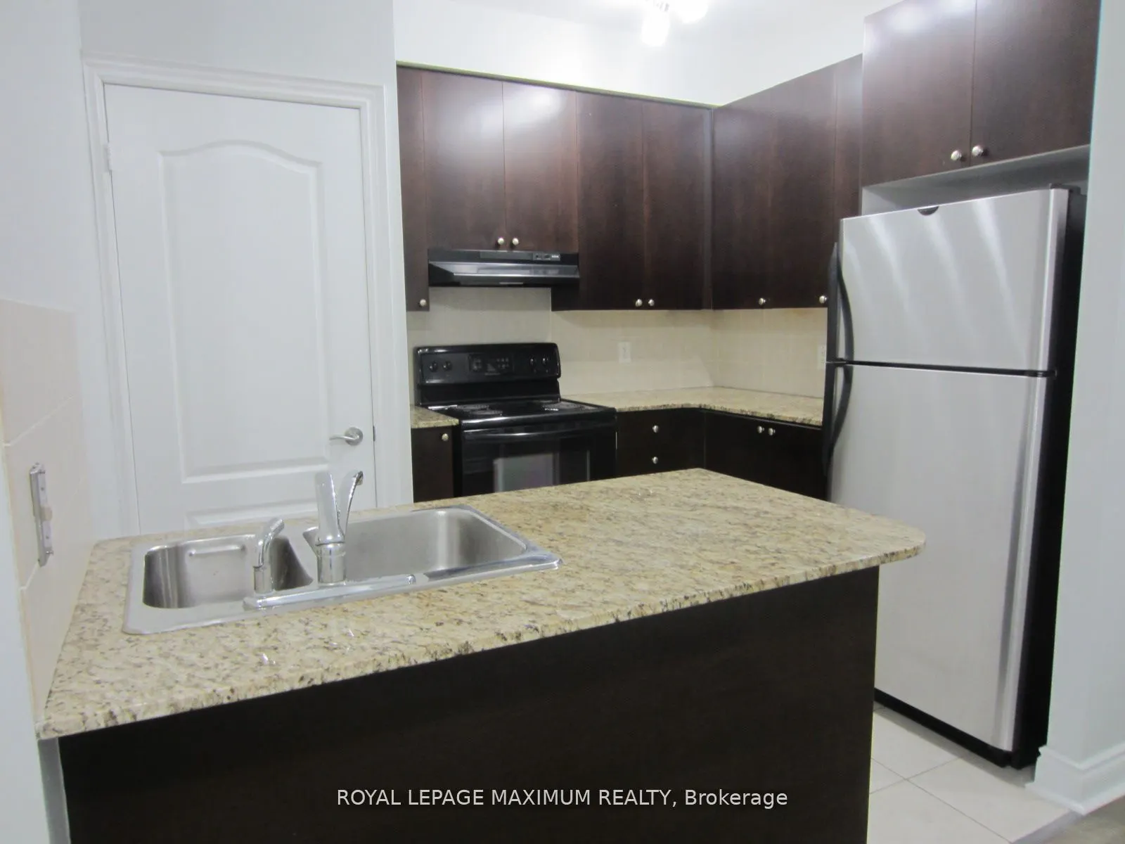 8201 Islington Avenue, #327