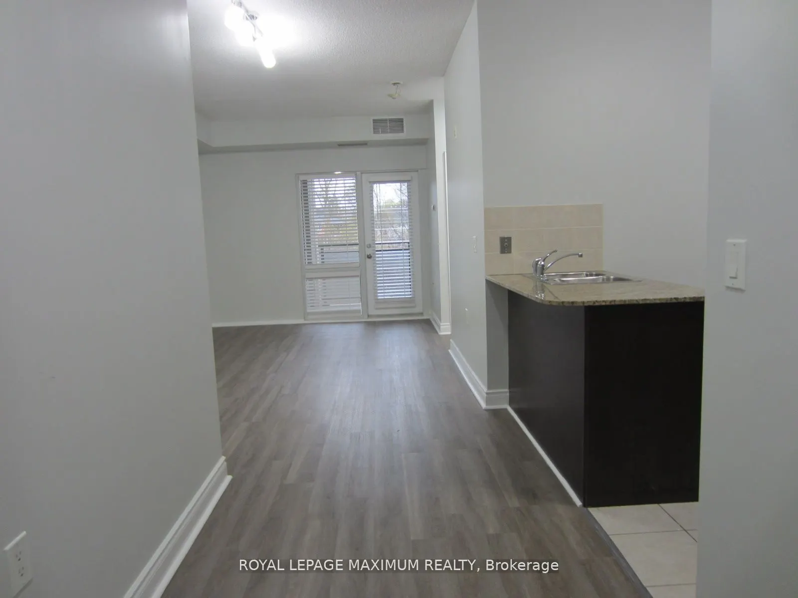8201 Islington Avenue, #327
