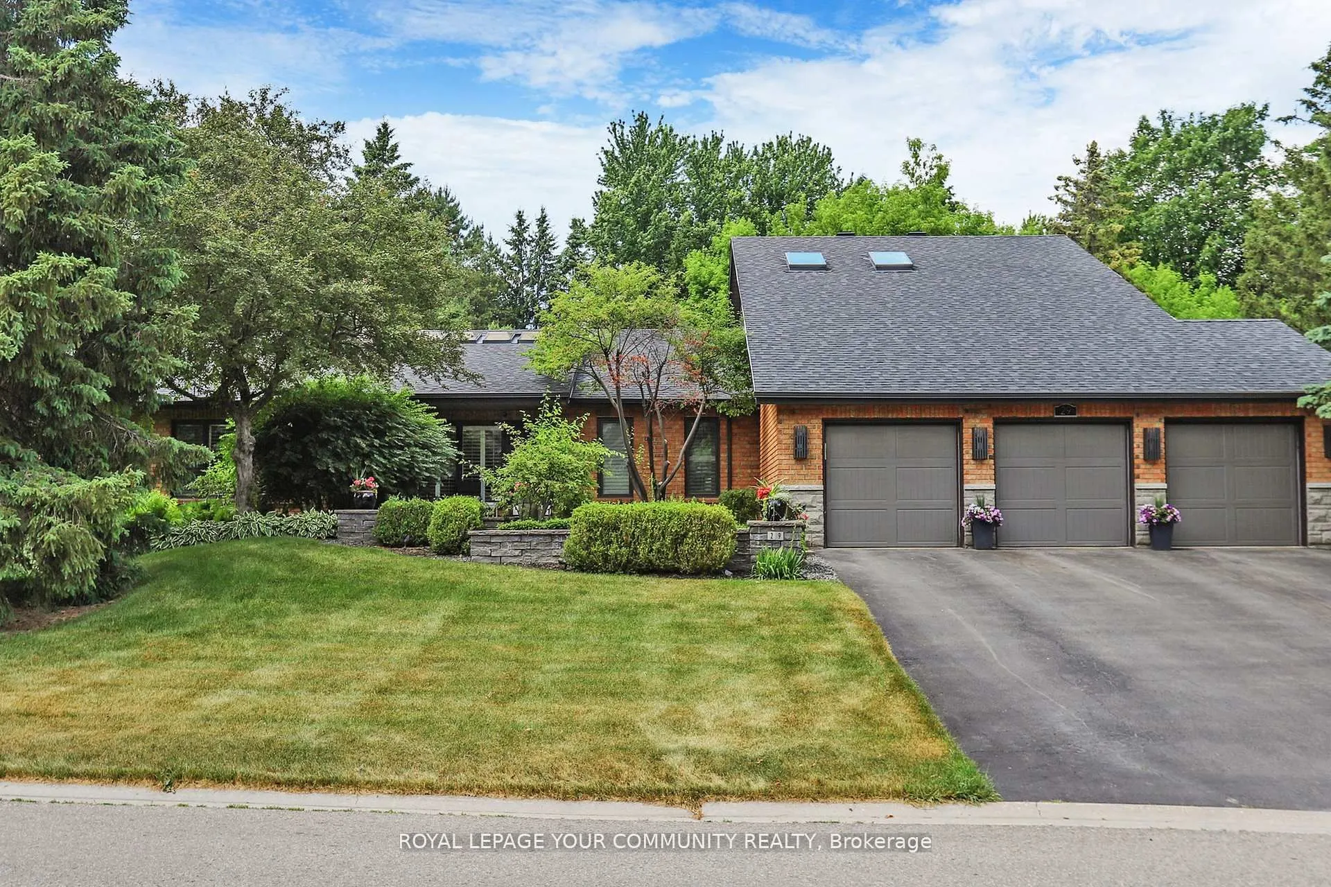29 Curtis Crescent