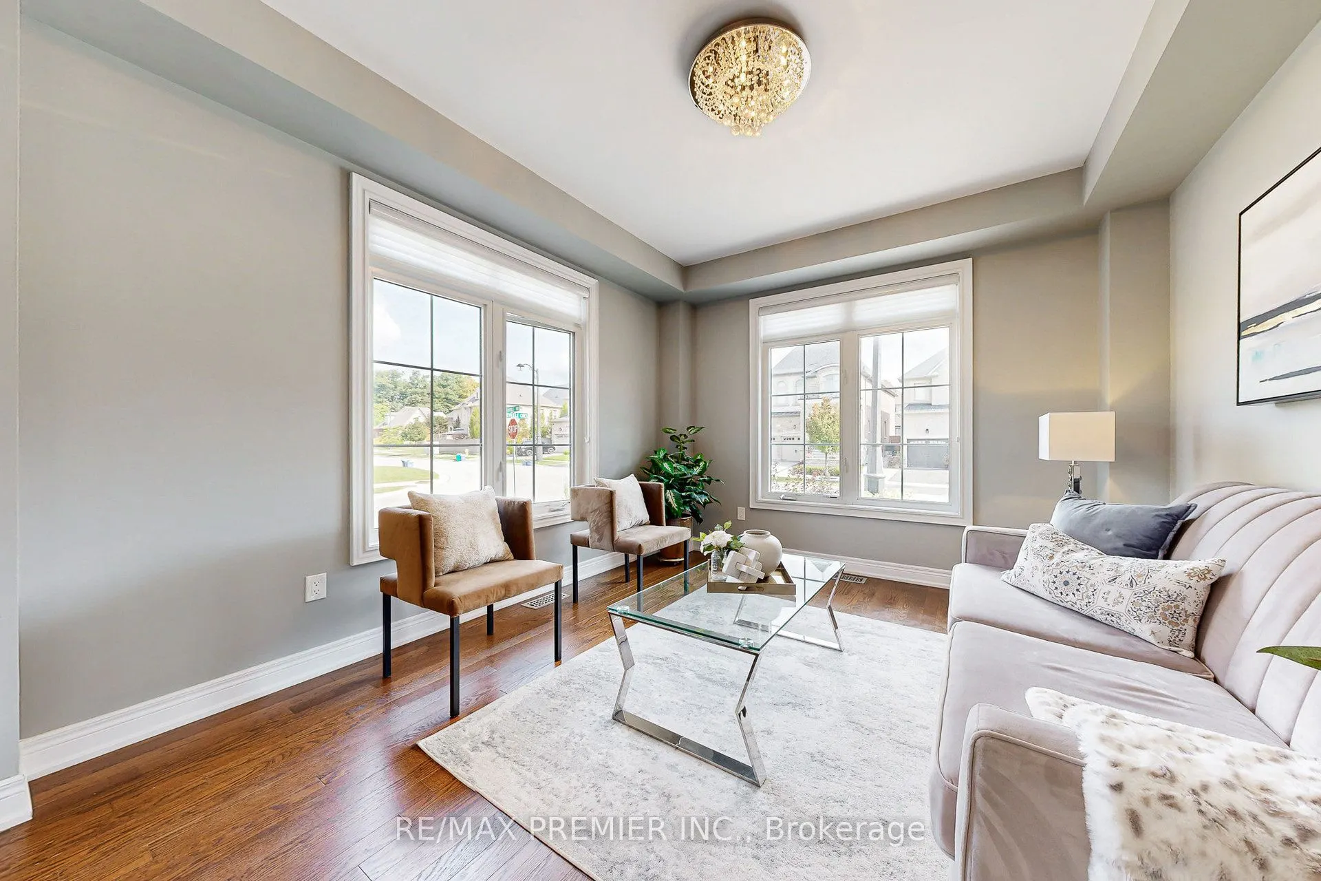 28 Rivoli Drive