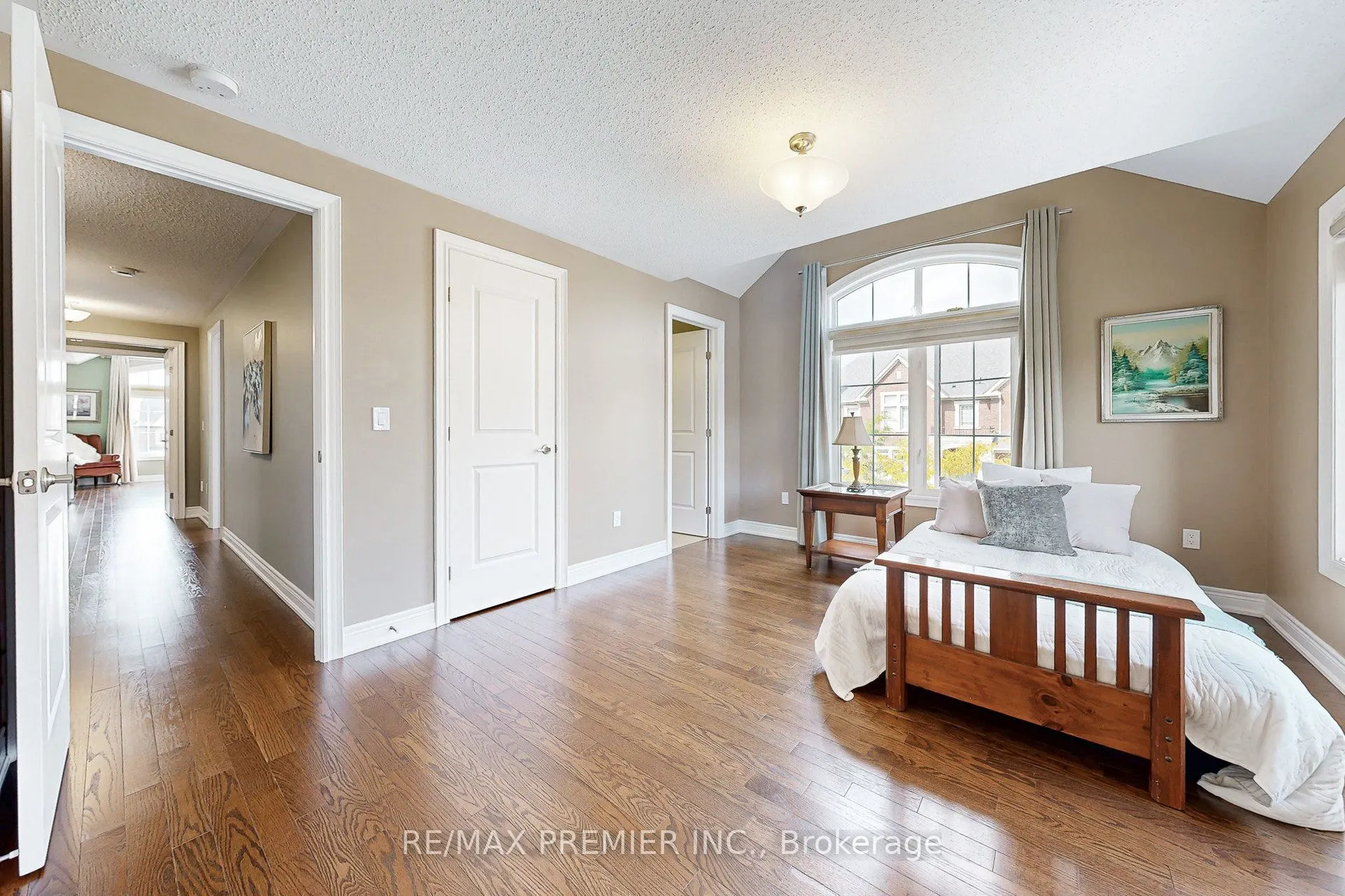28 Rivoli Drive