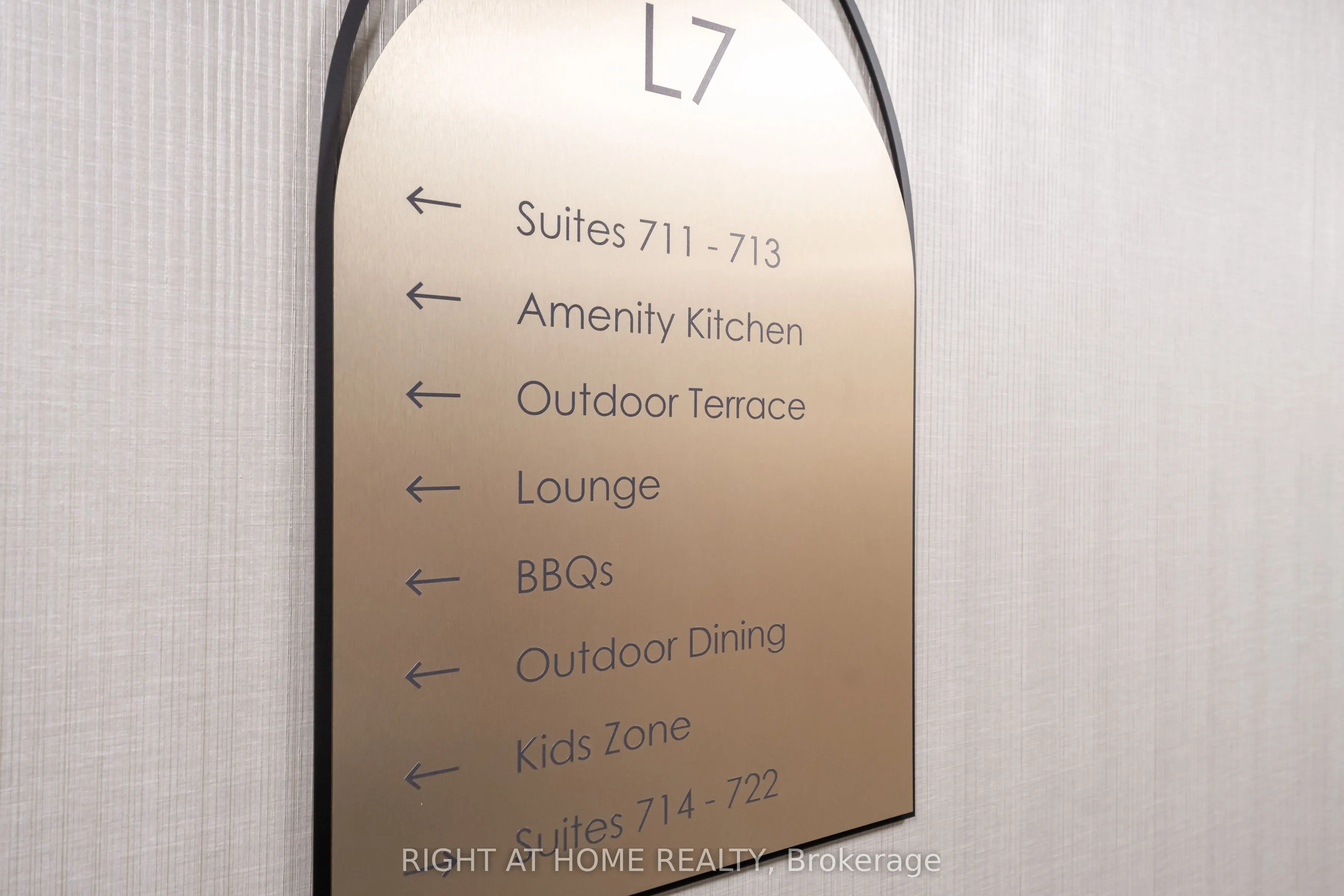 7950 Bathurst Street, #211