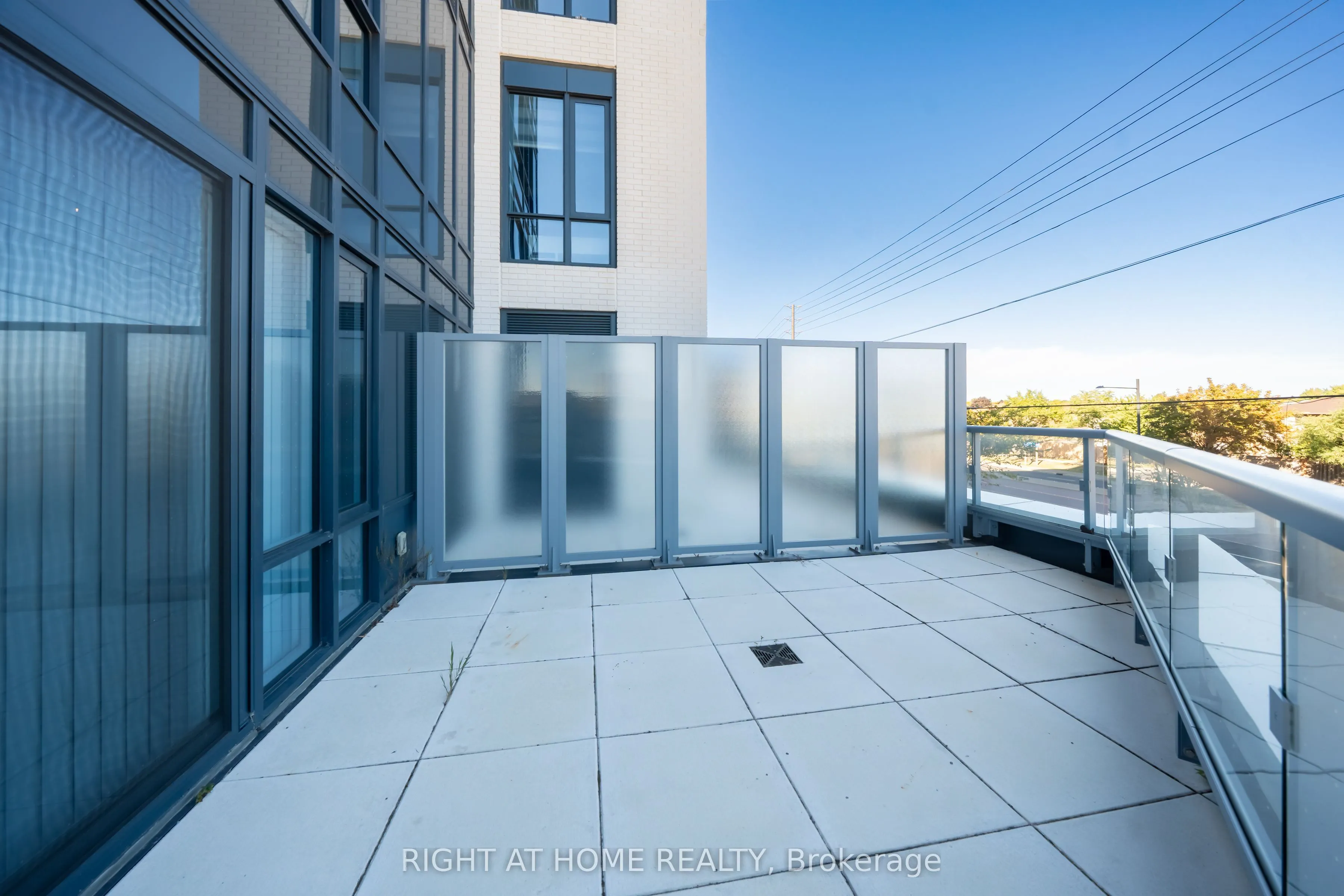 7950 Bathurst Street, #211