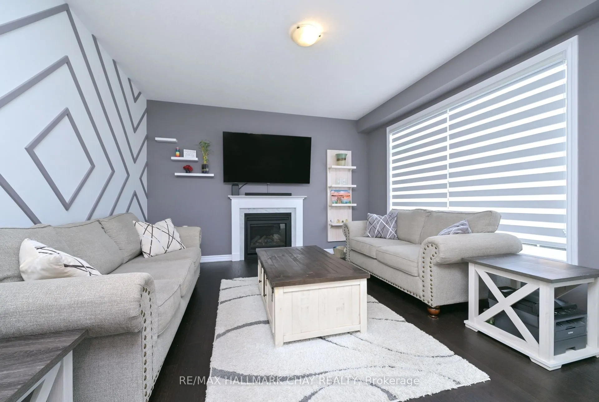 121 Strachan Trail