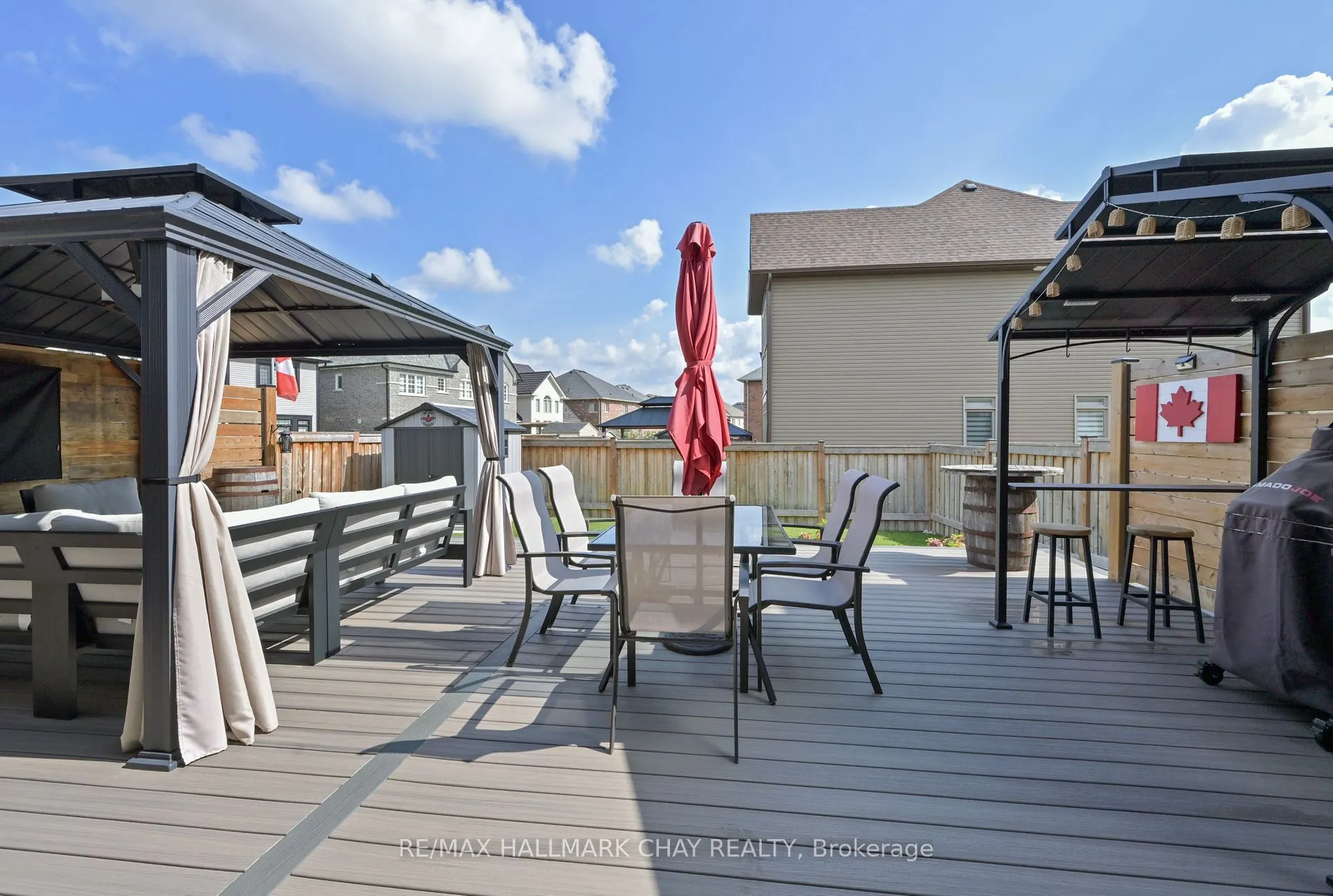 121 Strachan Trail