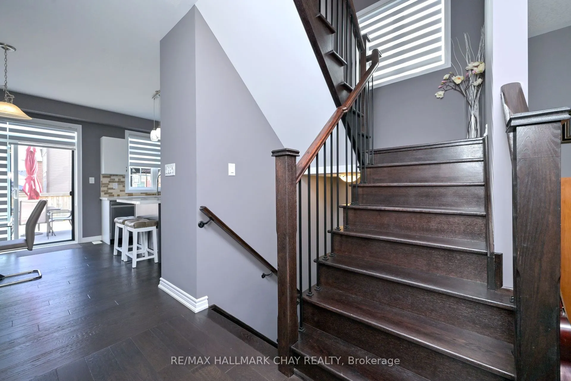 121 Strachan Trail