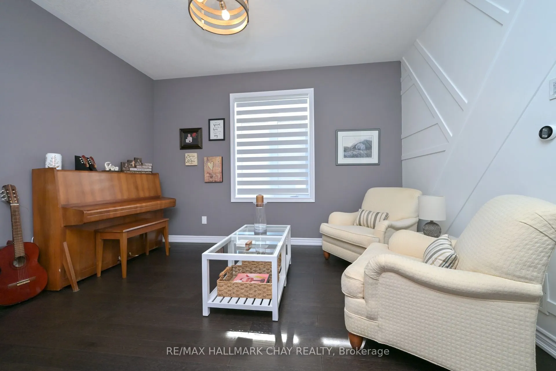 121 Strachan Trail