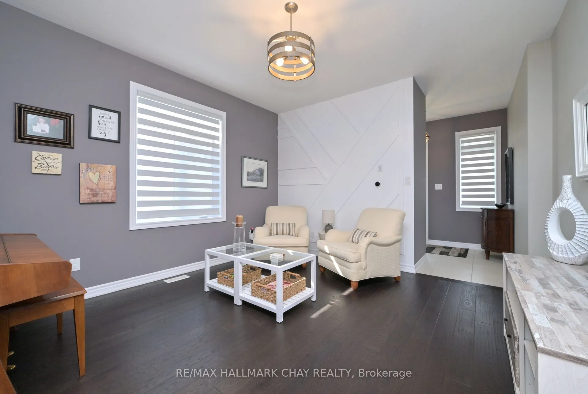 121 Strachan Trail