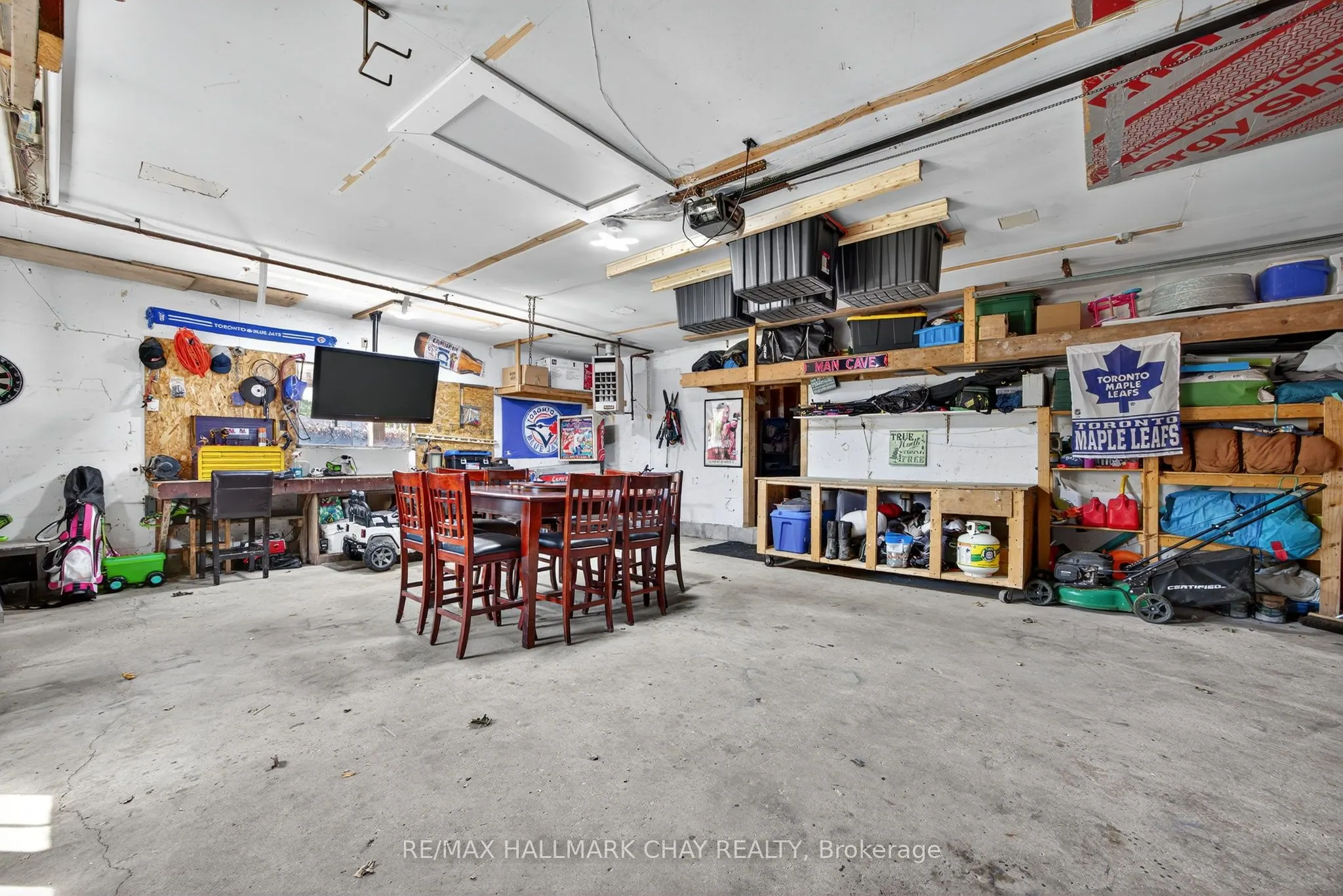 209 Newholme Circle