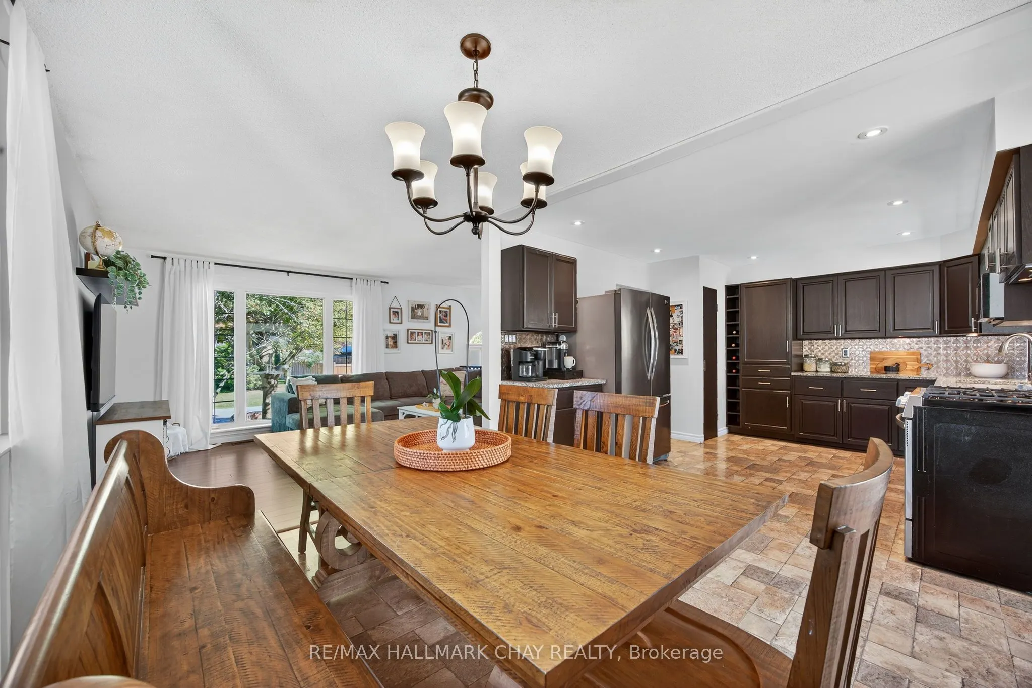 209 Newholme Circle