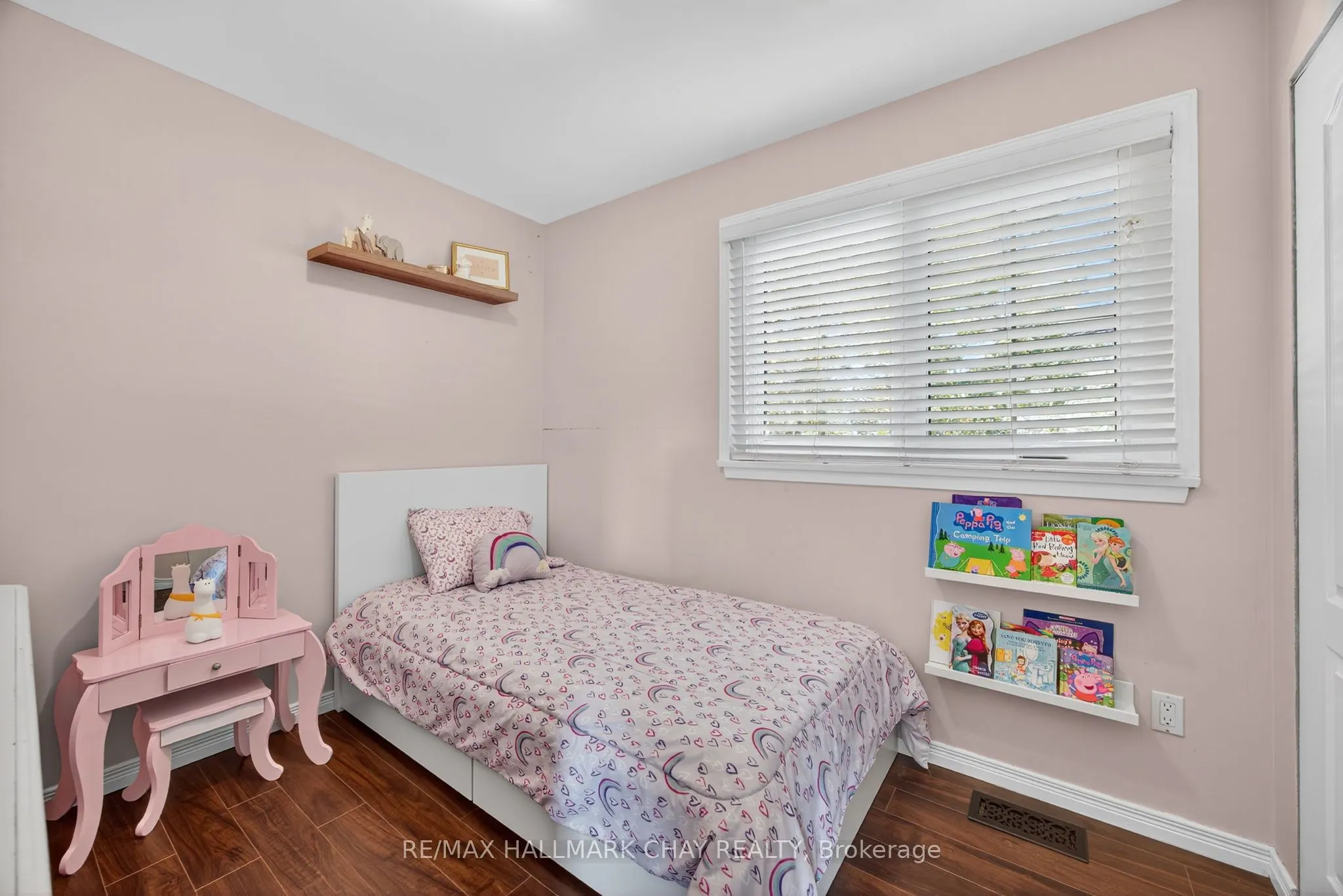 209 Newholme Circle