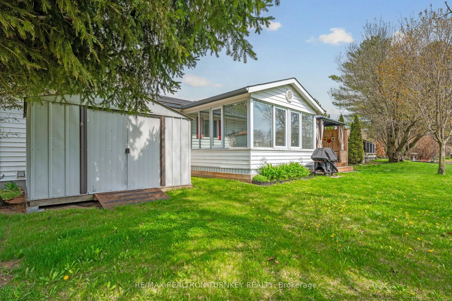 36 Tecumseth Pines Drive