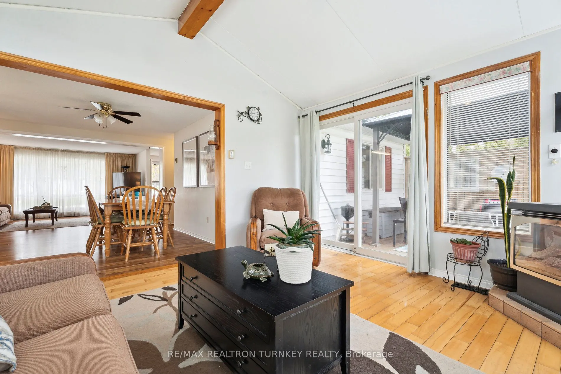 36 Tecumseth Pines Drive