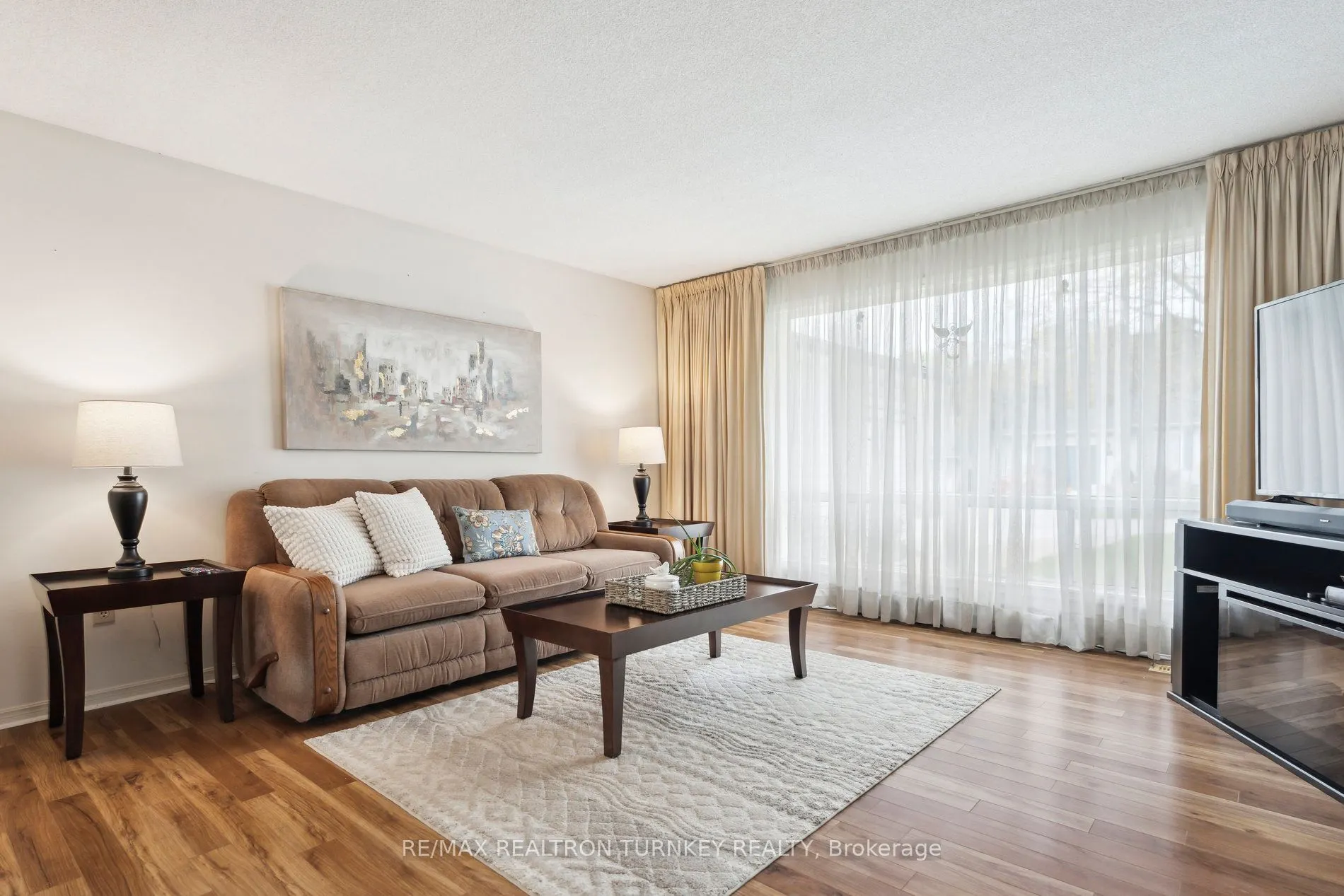 36 Tecumseth Pines Drive