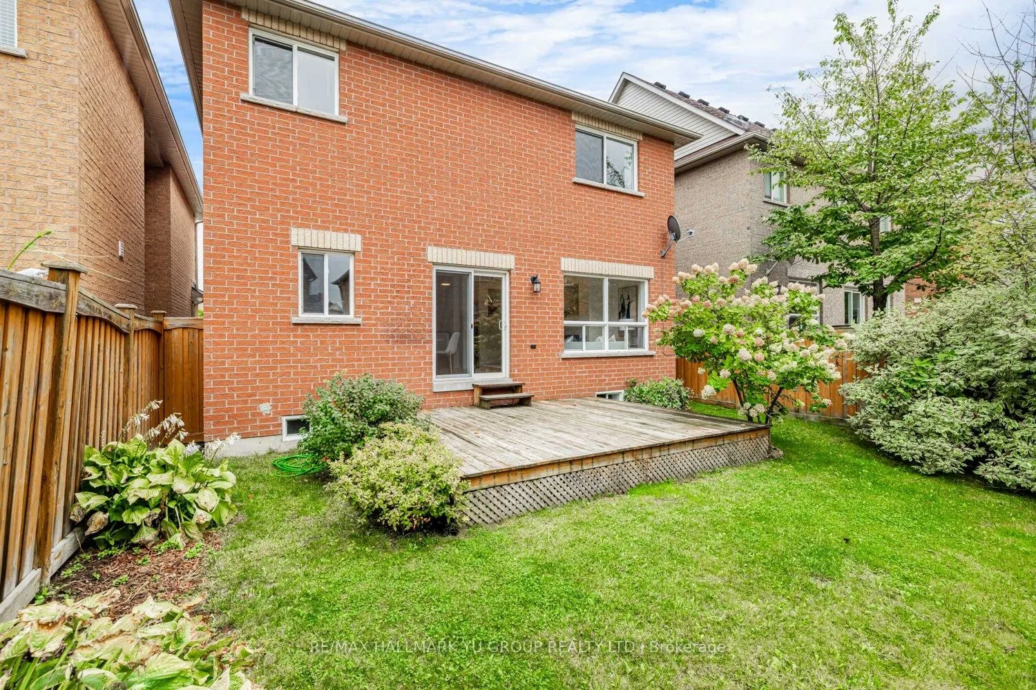10 Palmette Drive