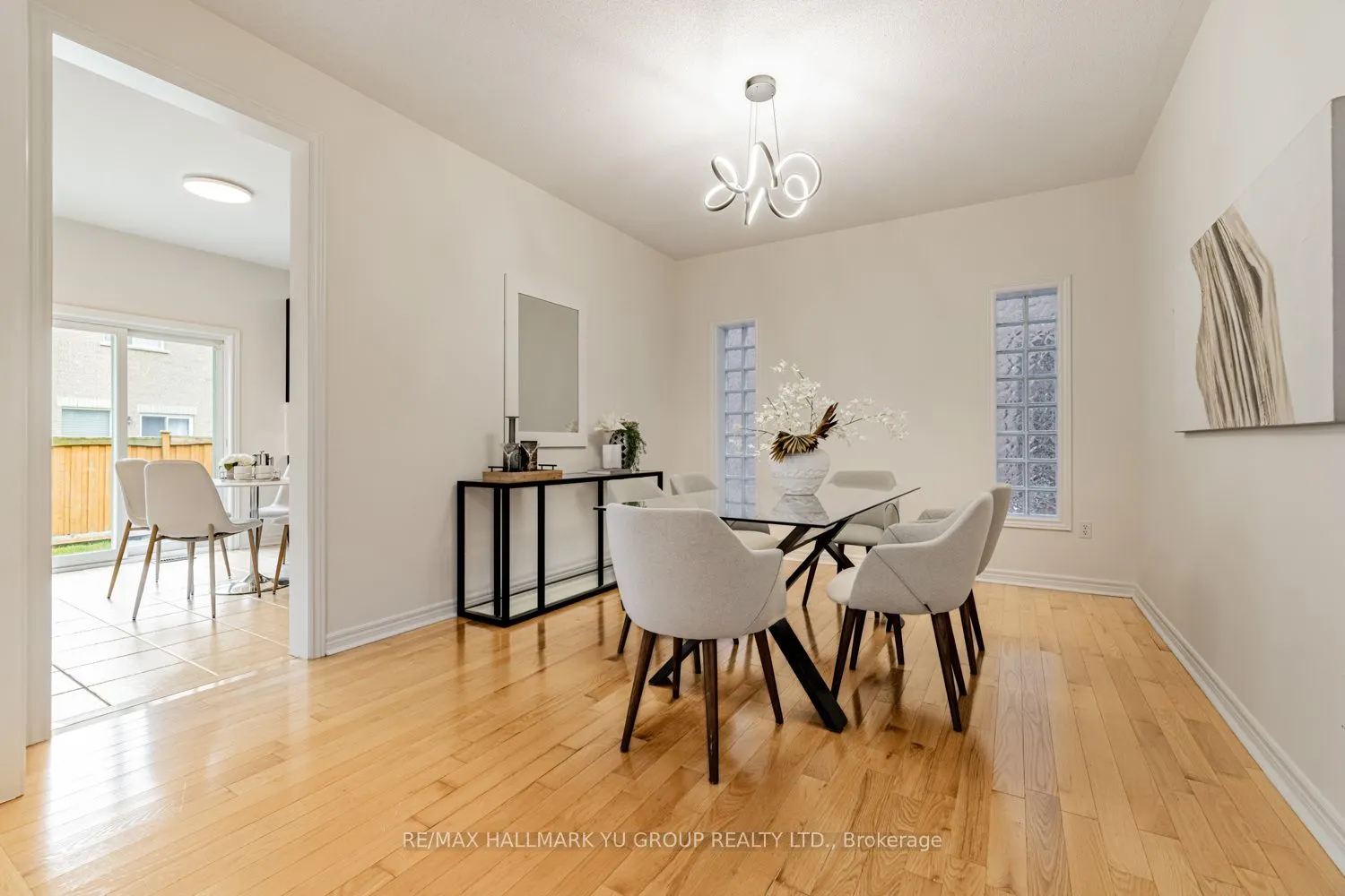 10 Palmette Drive
