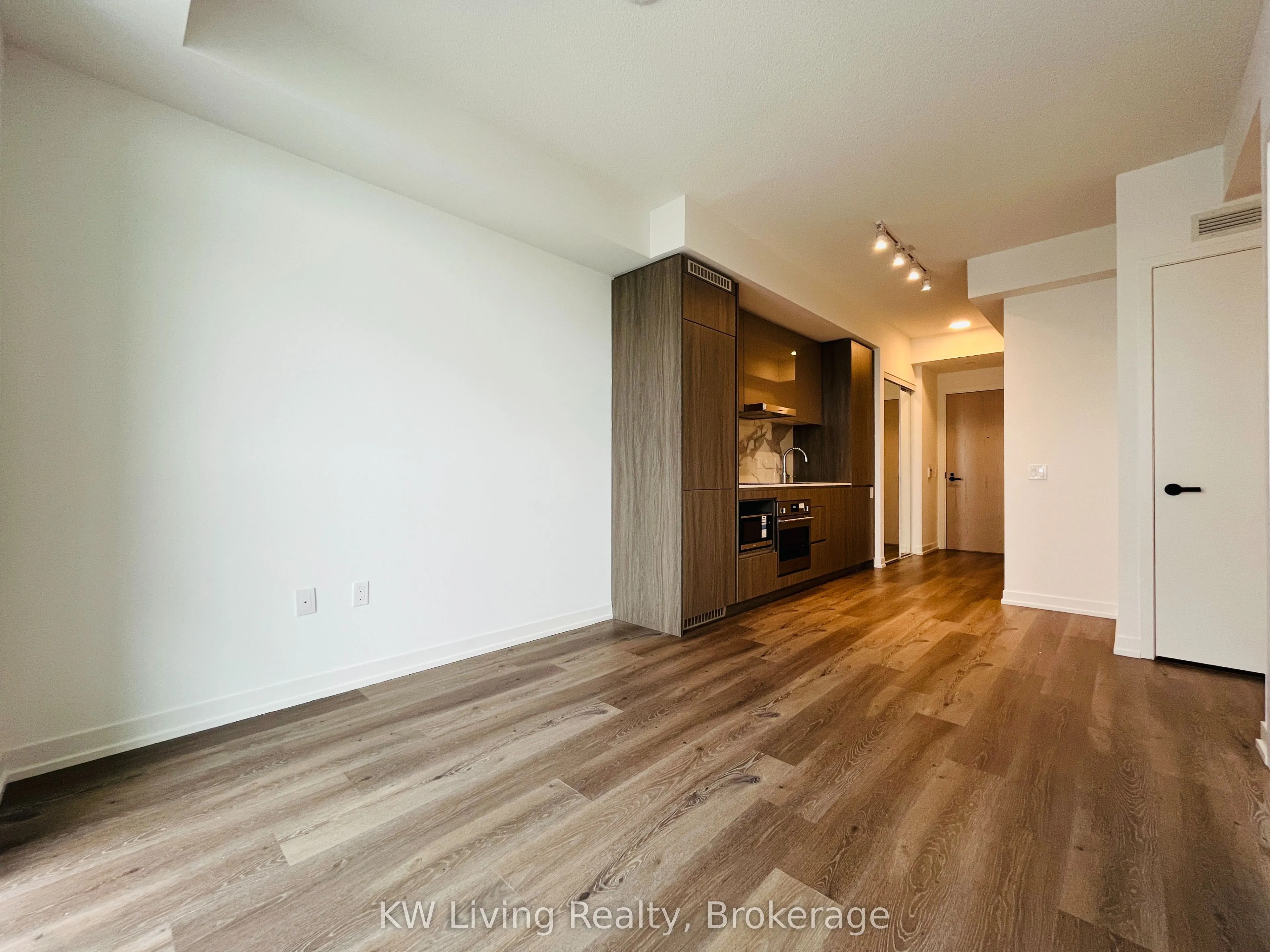 28 Interchange Way, #4101