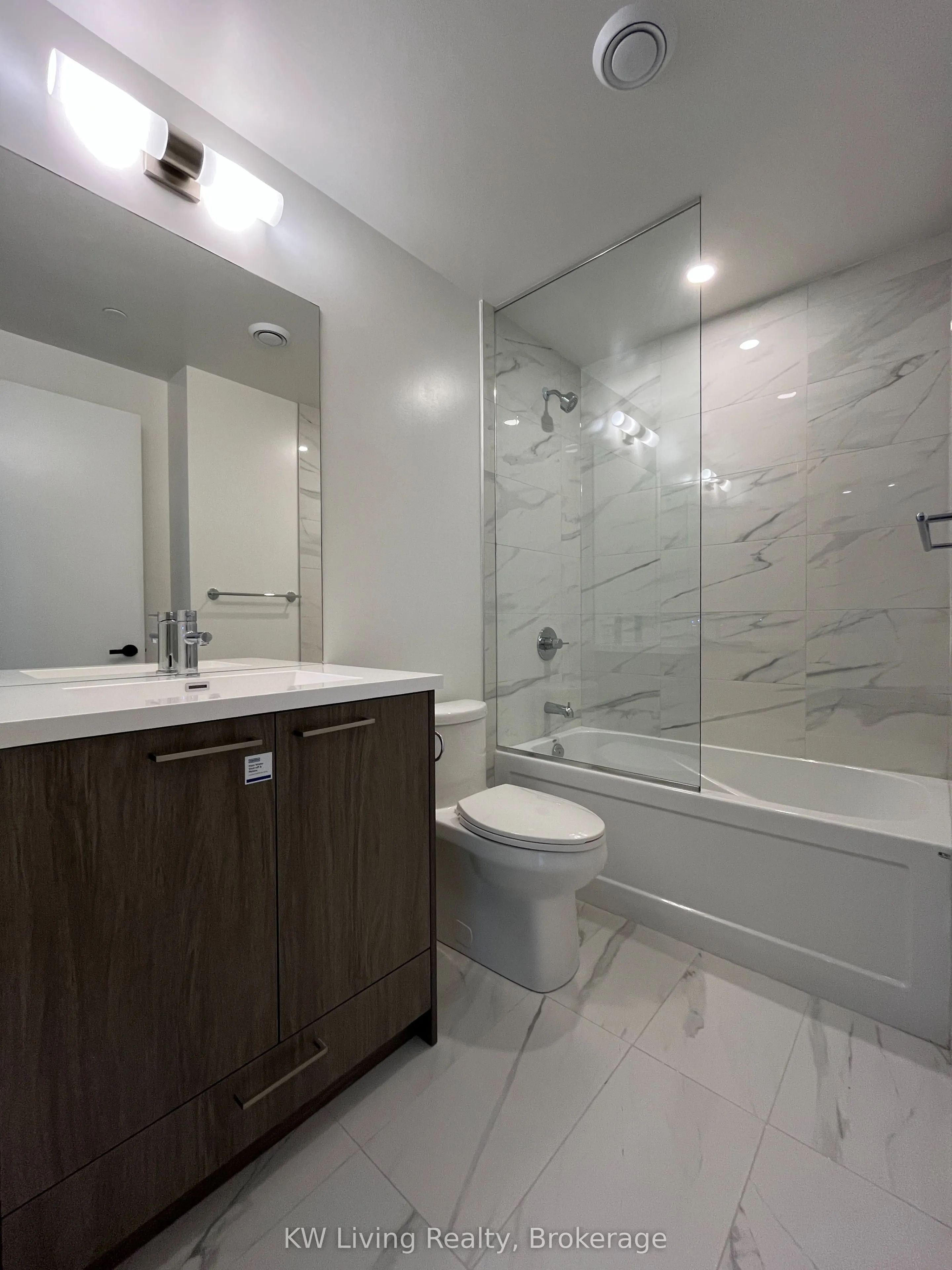 28 Interchange Way, #4101