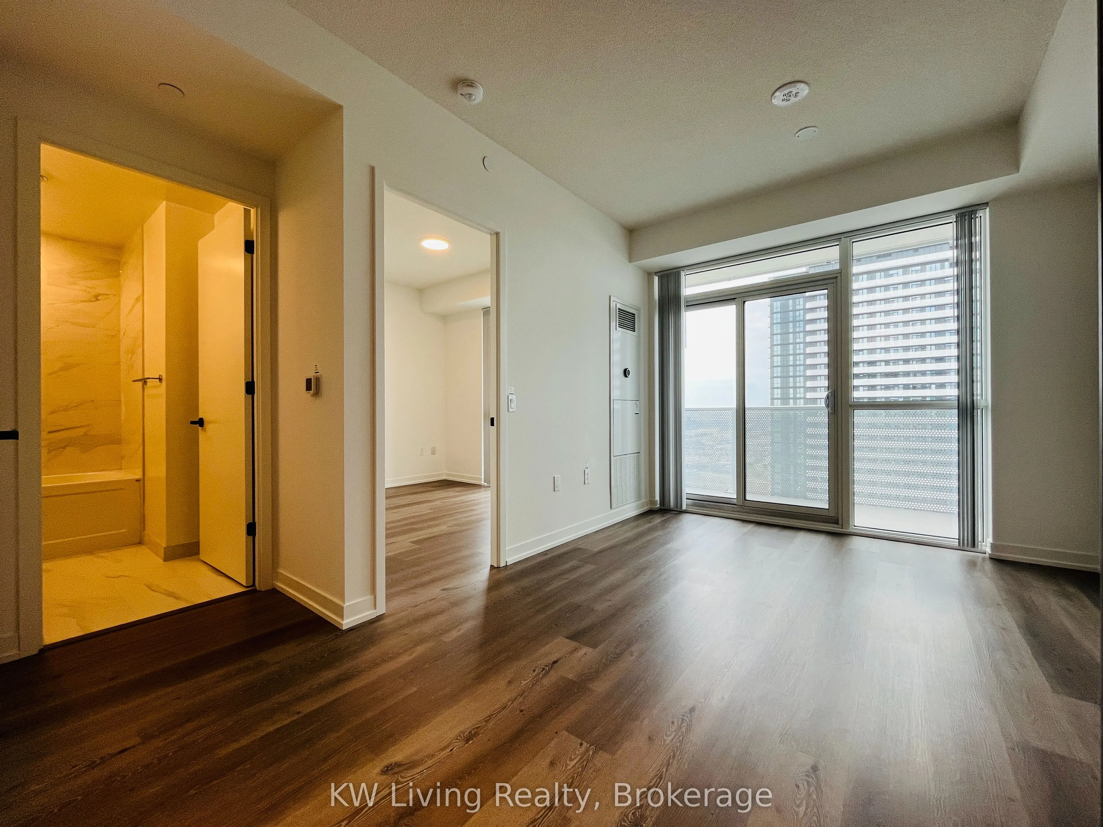 28 Interchange Way, #4101