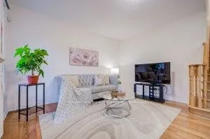 77 Saint James Avenue