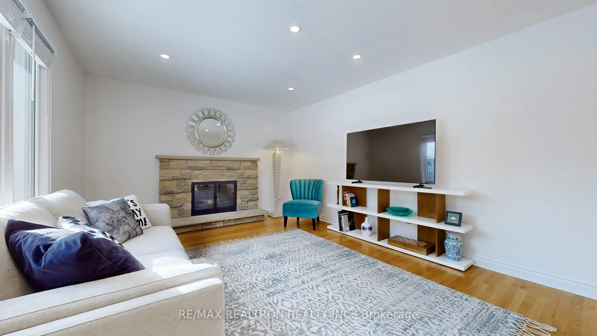 391 Ashworth Drive
