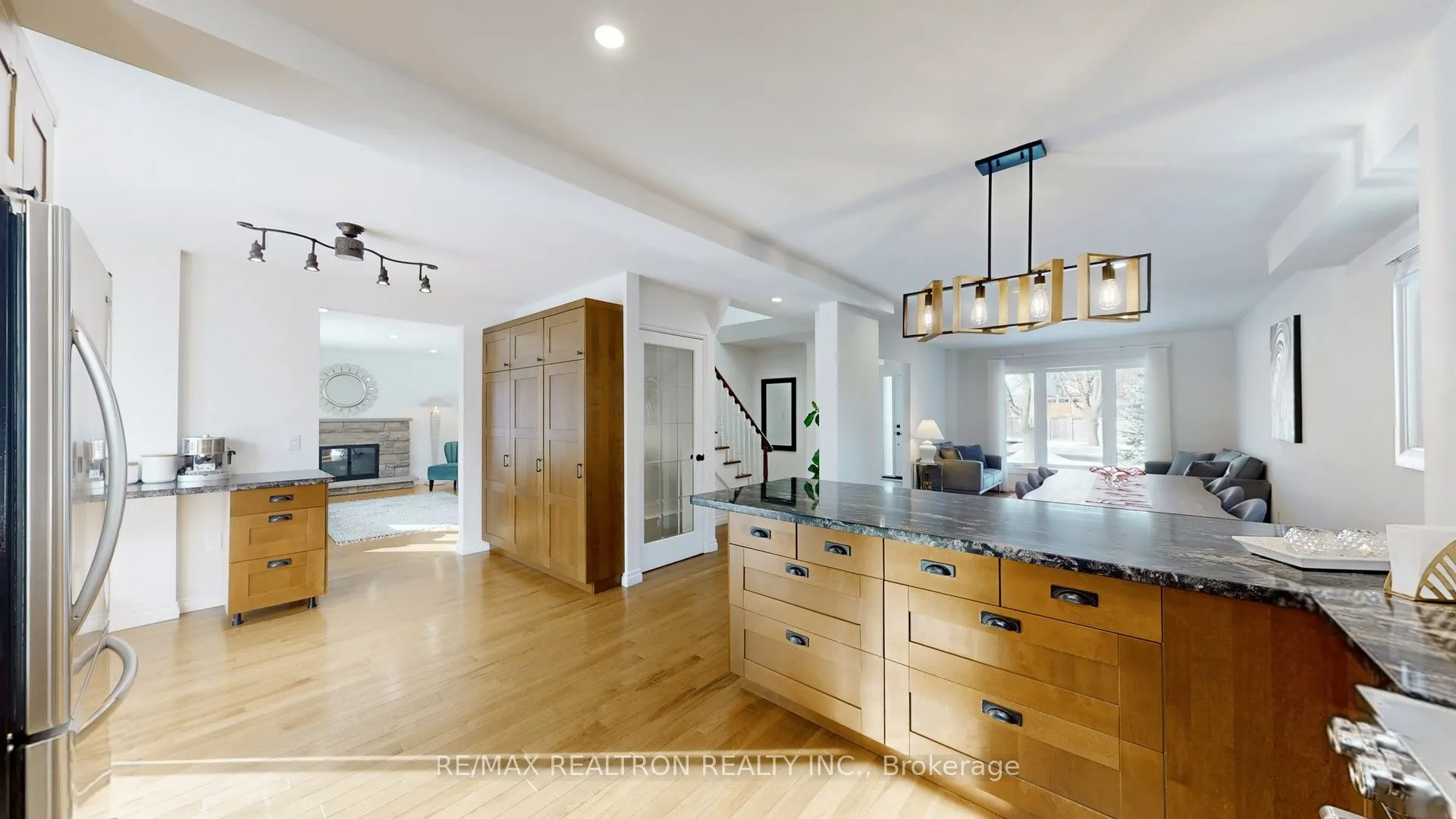 391 Ashworth Drive