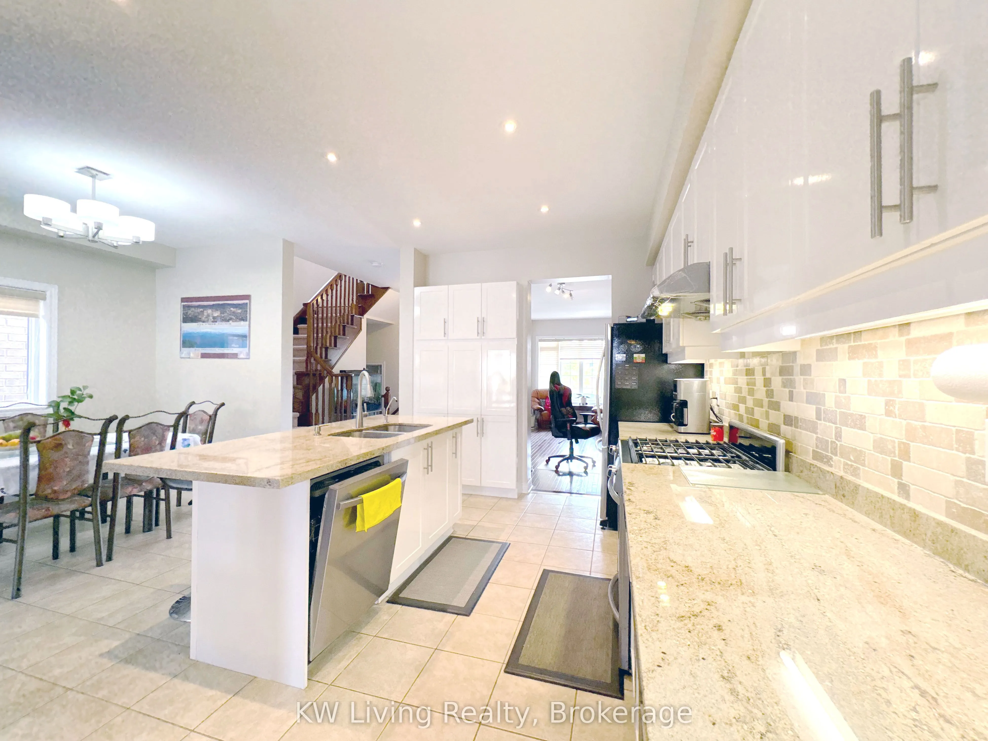 20 Autumn Glow Drive