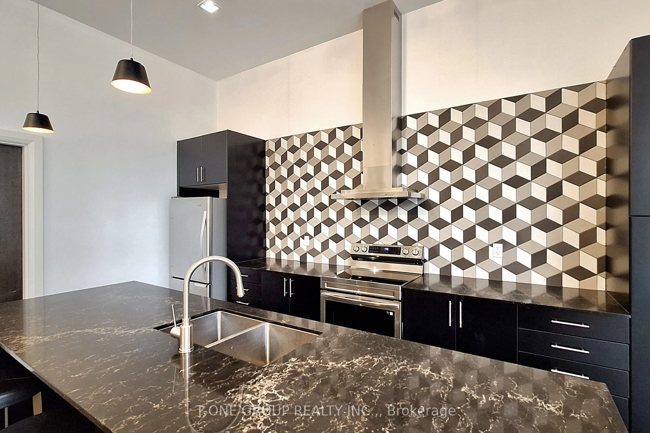 555 William Graham Drive, #315